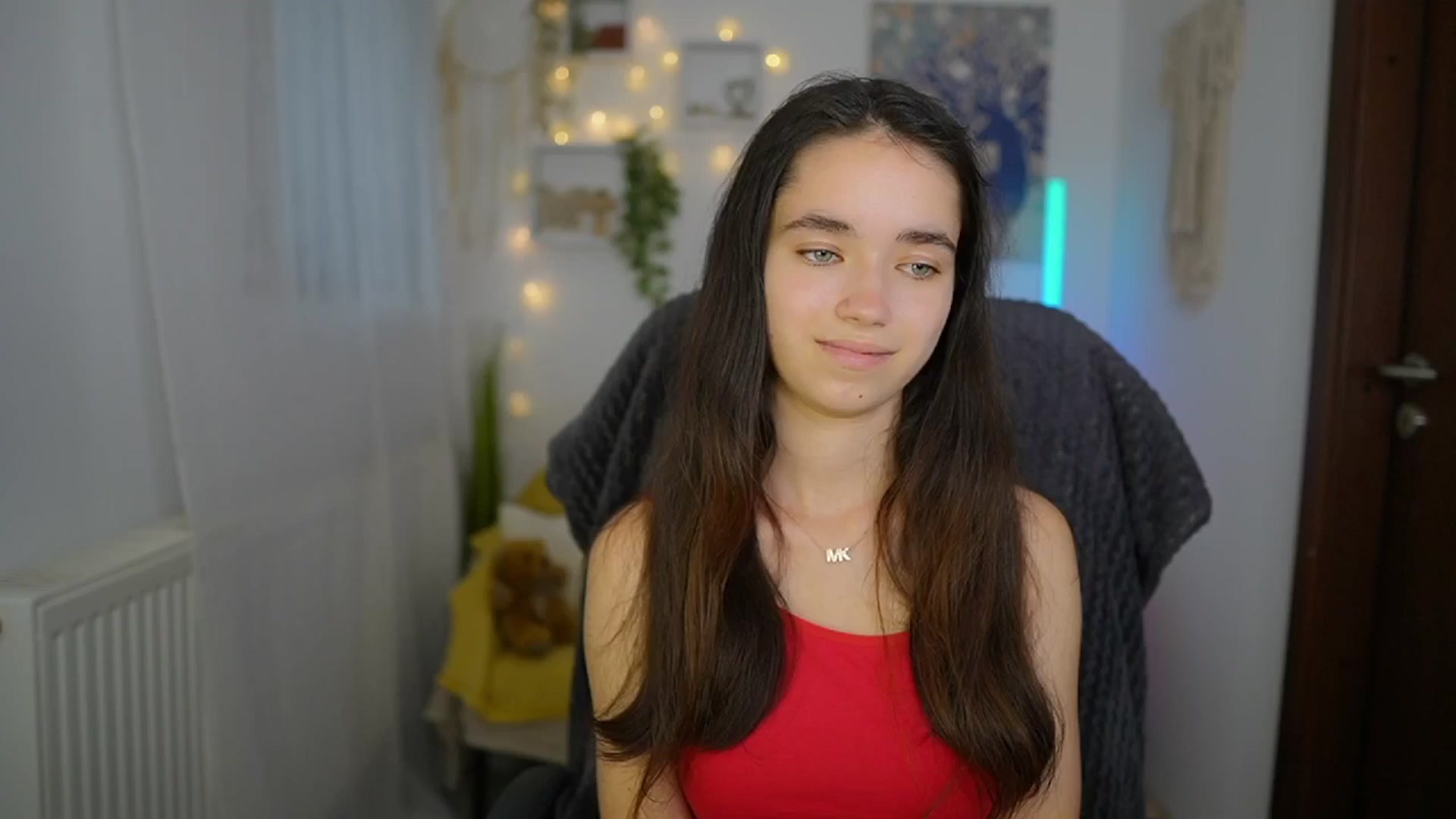 Gallery image thumbnail from Gia_Paige18's myfreecams stream on, 06/17/2024, 13:03 image 13 of 20