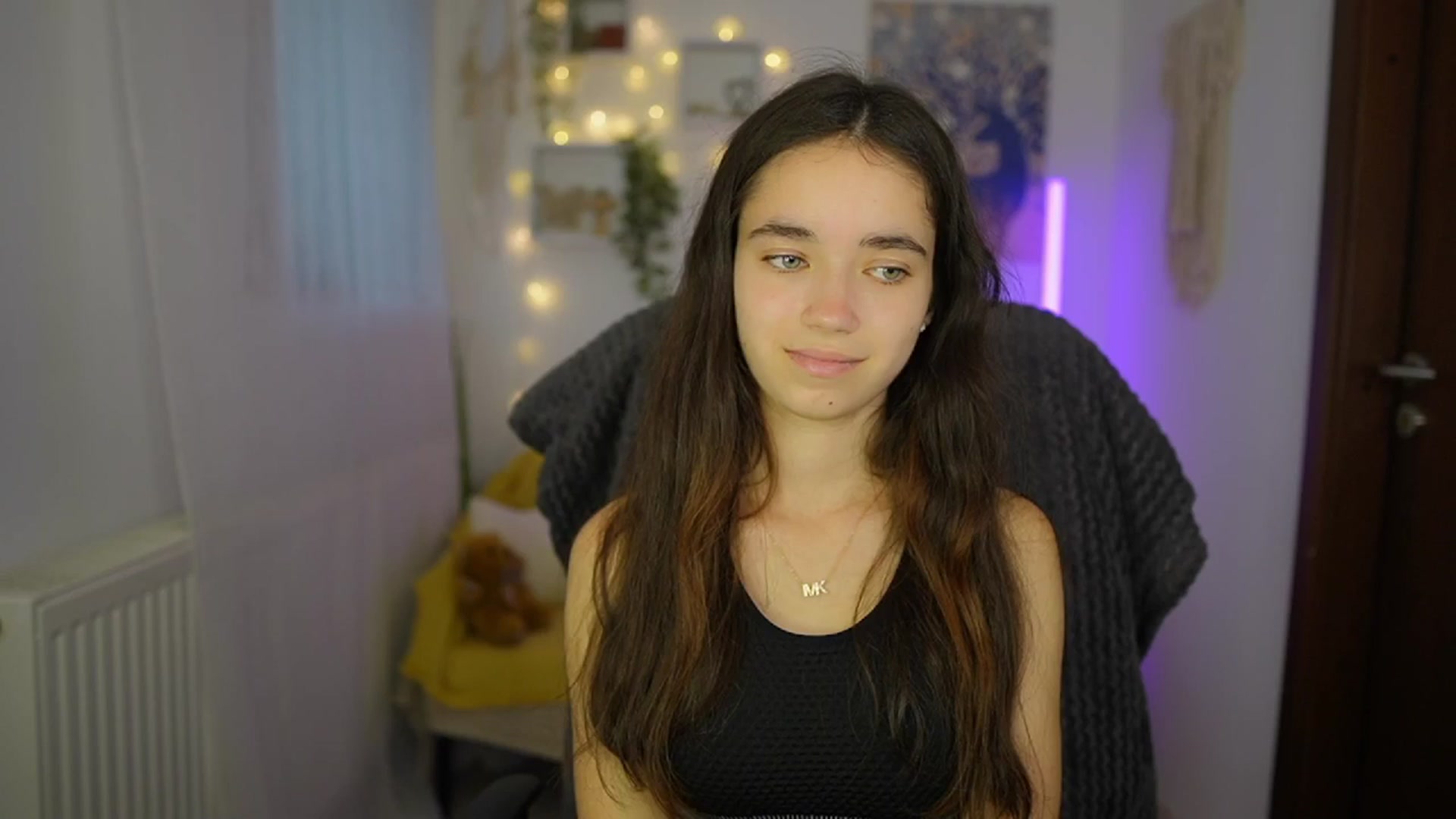 Gallery image thumbnail from Gia_Paige18's myfreecams stream on, 06/18/2024, 08:58 image 9 of 20