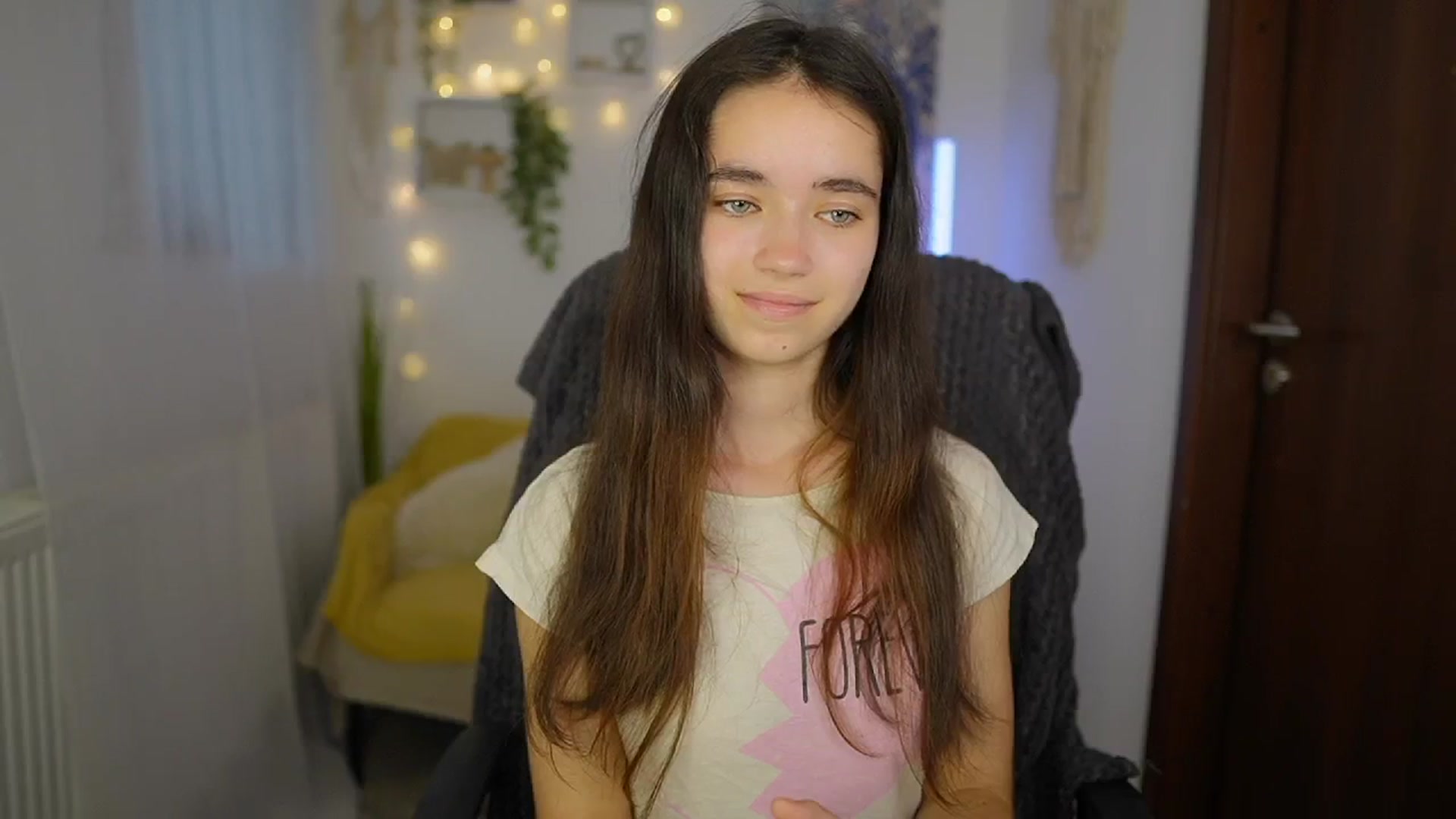 Gallery image thumbnail from Gia_Paige18's myfreecams stream on, 06/19/2024, 09:38 image 16 of 20