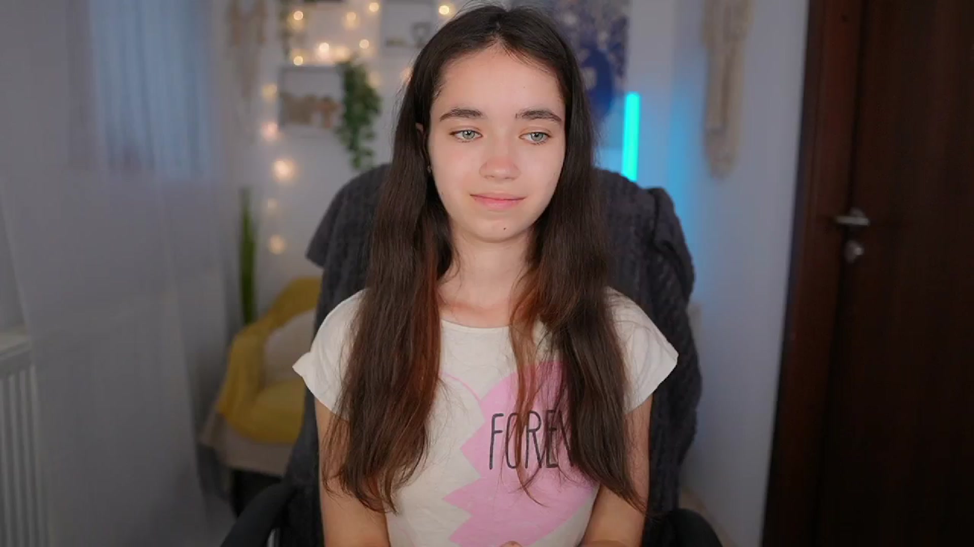 Gallery image thumbnail from Gia_Paige18's myfreecams stream on, 06/19/2024, 10:20 image 20 of 20