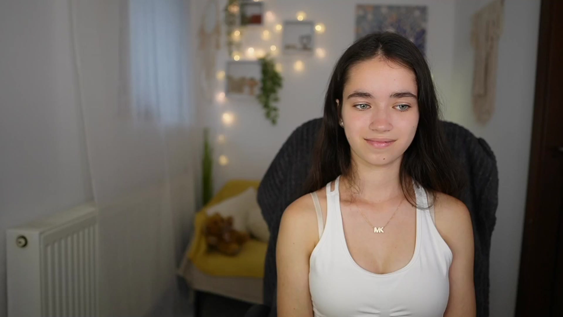 Gallery image thumbnail from Gia_Paige18's myfreecams stream on, 06/20/2024, 11:53 image 19 of 20