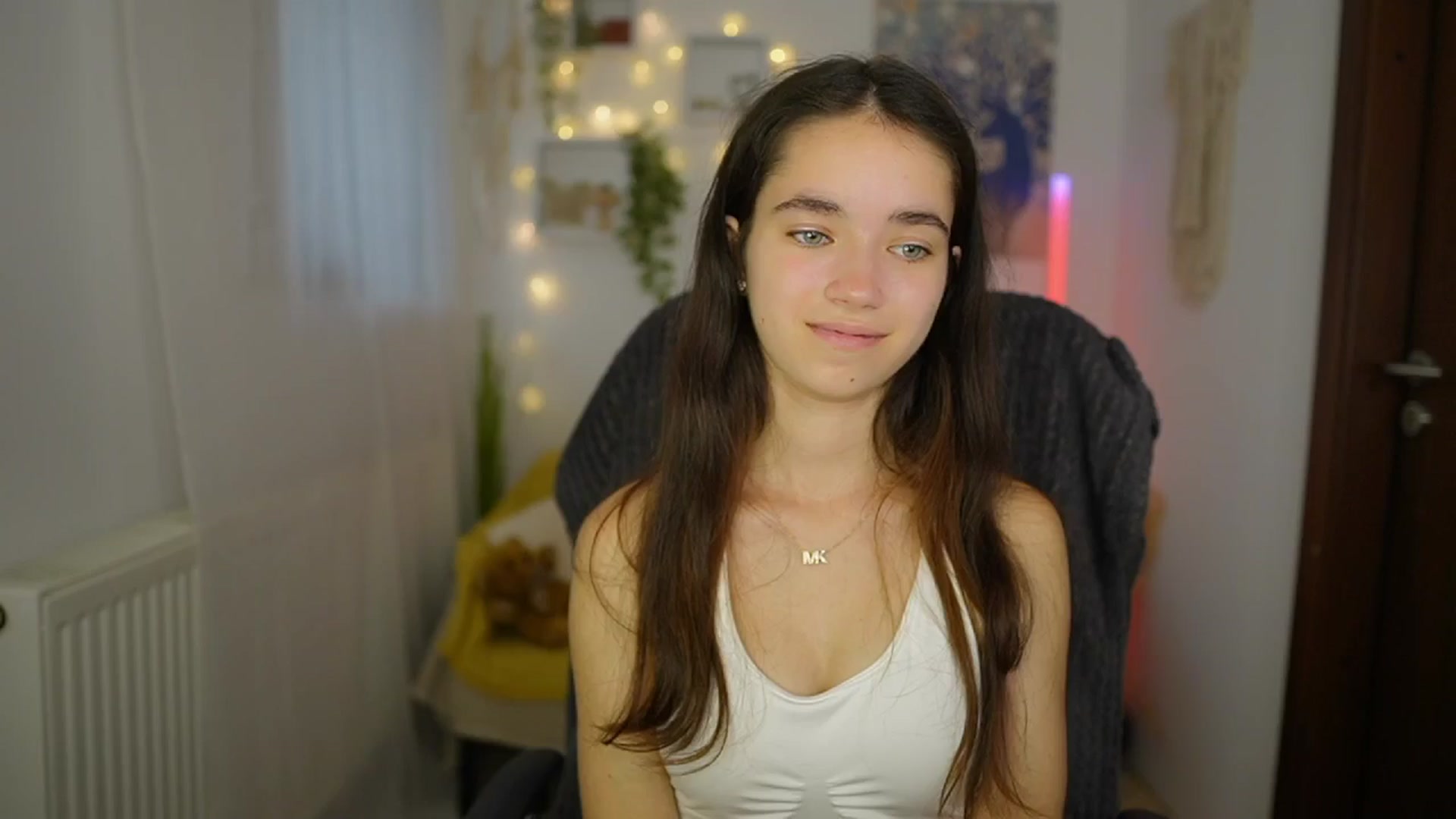 Gallery image thumbnail from Gia_Paige18's myfreecams stream on, 06/20/2024, 12:32 image 20 of 20