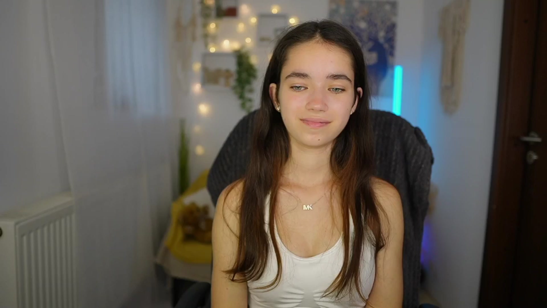 Gallery image thumbnail from Gia_Paige18's myfreecams stream on, 06/20/2024, 12:32 image 11 of 20