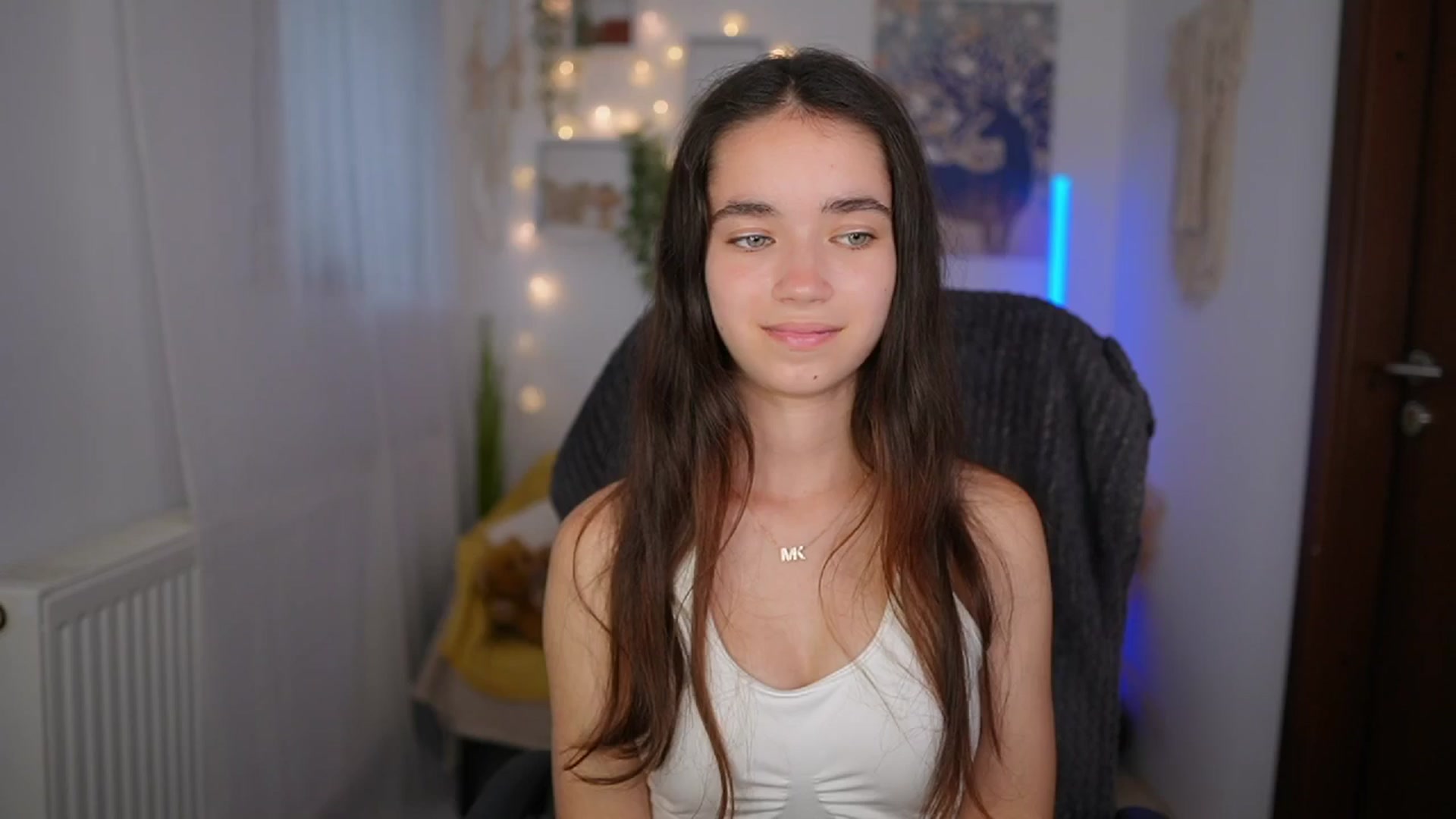 Gallery image thumbnail from Gia_Paige18's myfreecams stream on, 06/20/2024, 12:32 image 9 of 20