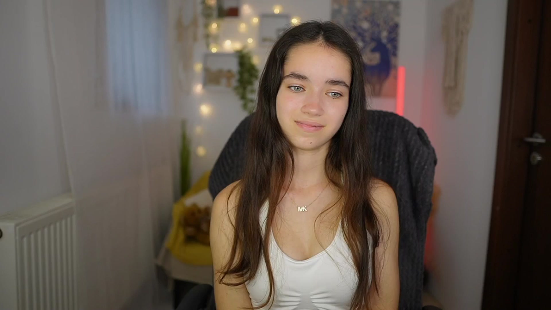 Gallery image thumbnail from Gia_Paige18's myfreecams stream on, 06/20/2024, 12:32 image 3 of 20
