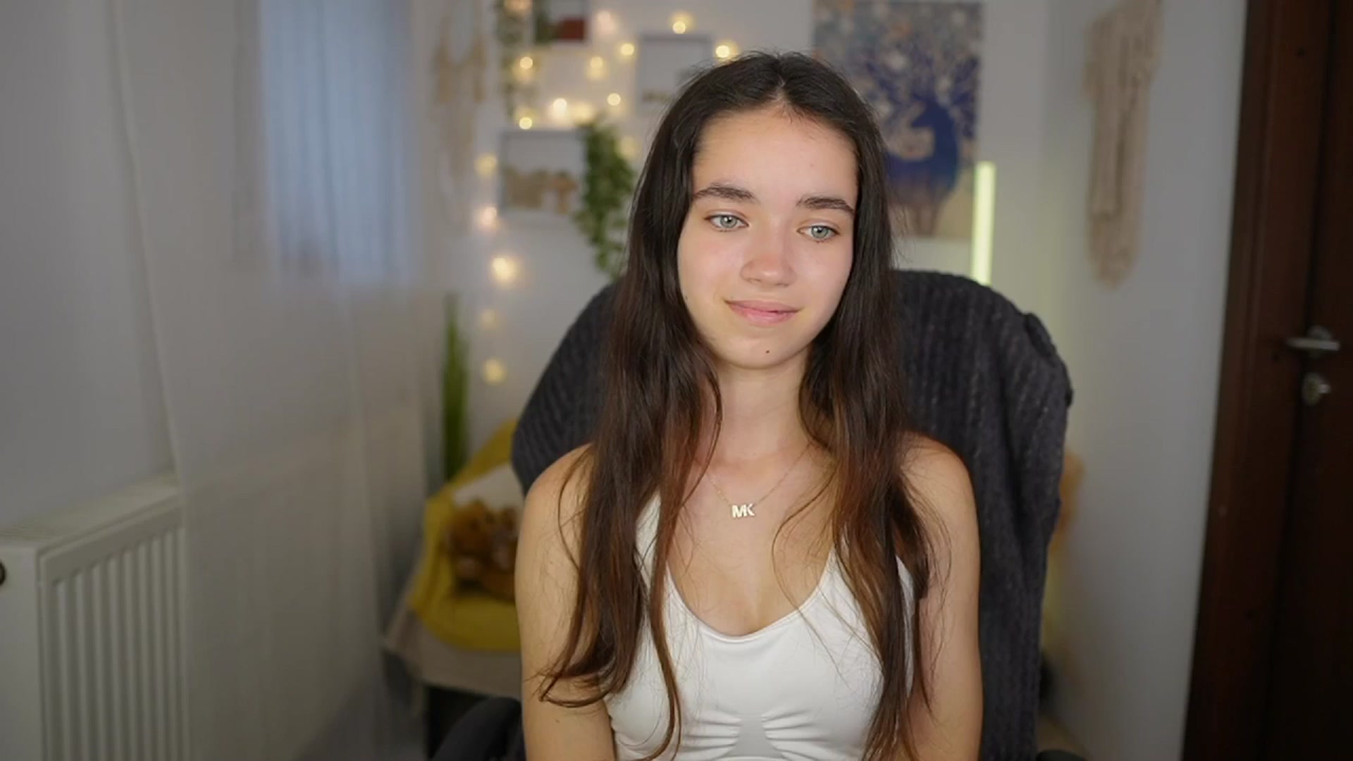 Gallery image thumbnail from Gia_Paige18's myfreecams stream on, 06/20/2024, 12:32 image 5 of 20