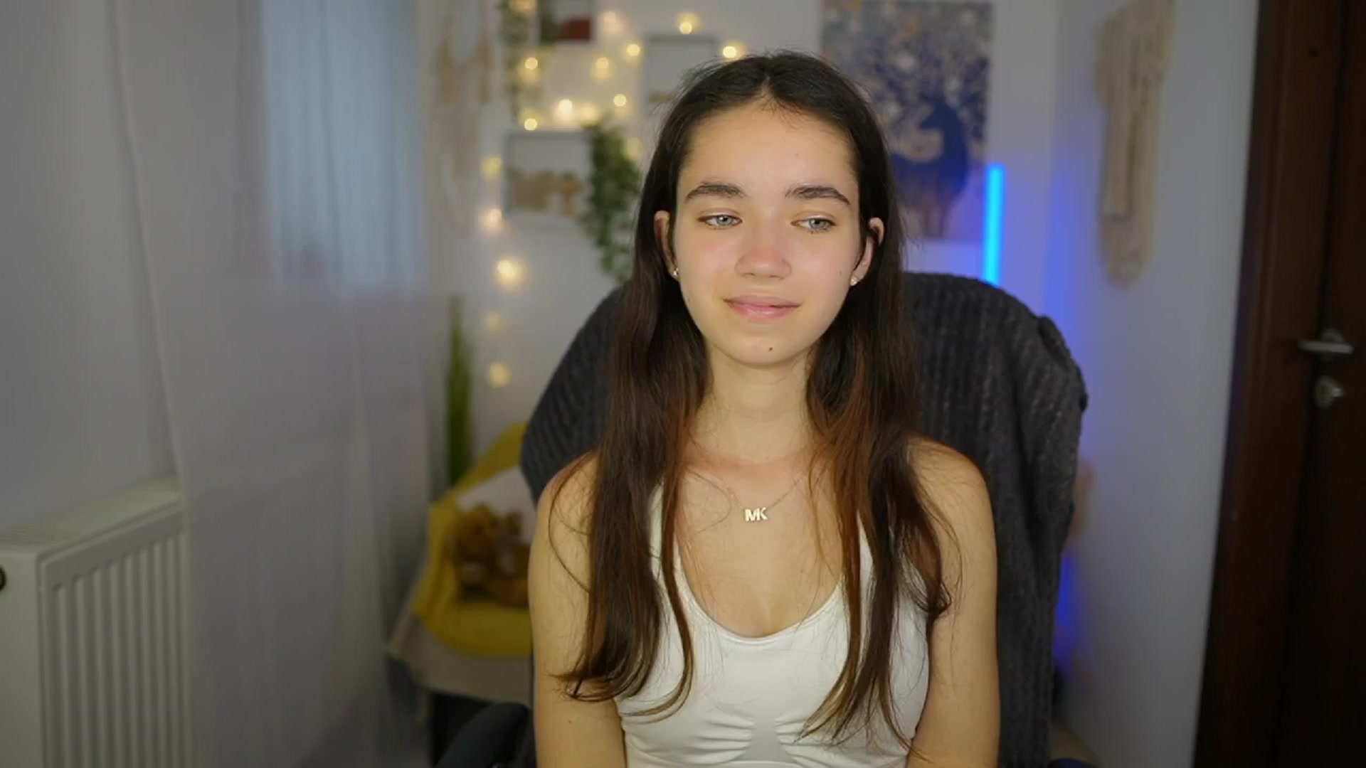 Gallery image thumbnail from Gia_Paige18's myfreecams stream on, 06/20/2024, 12:32 image 12 of 20