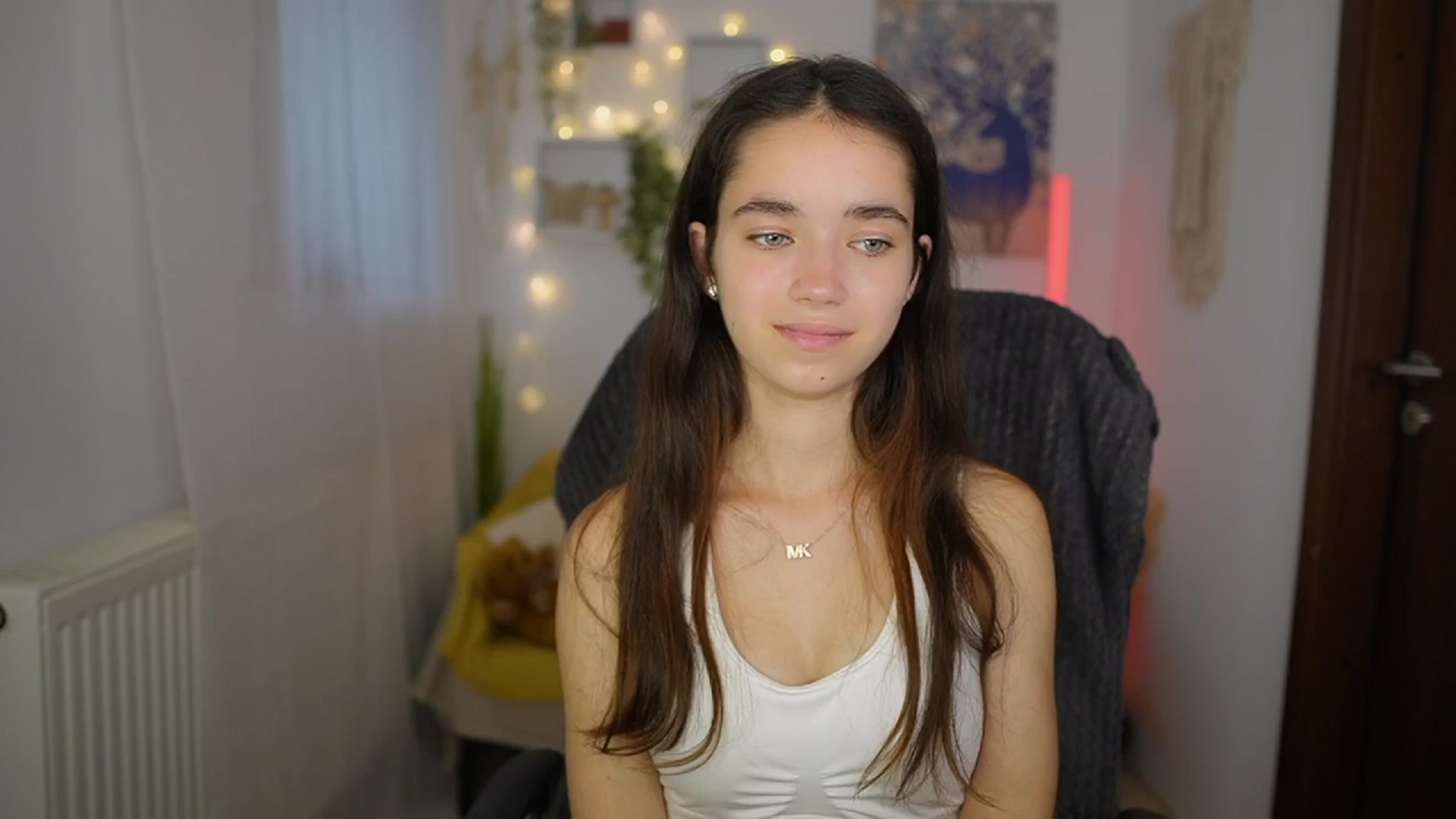 Gallery image thumbnail from Gia_Paige18's myfreecams stream on, 06/20/2024, 12:32 image 13 of 20