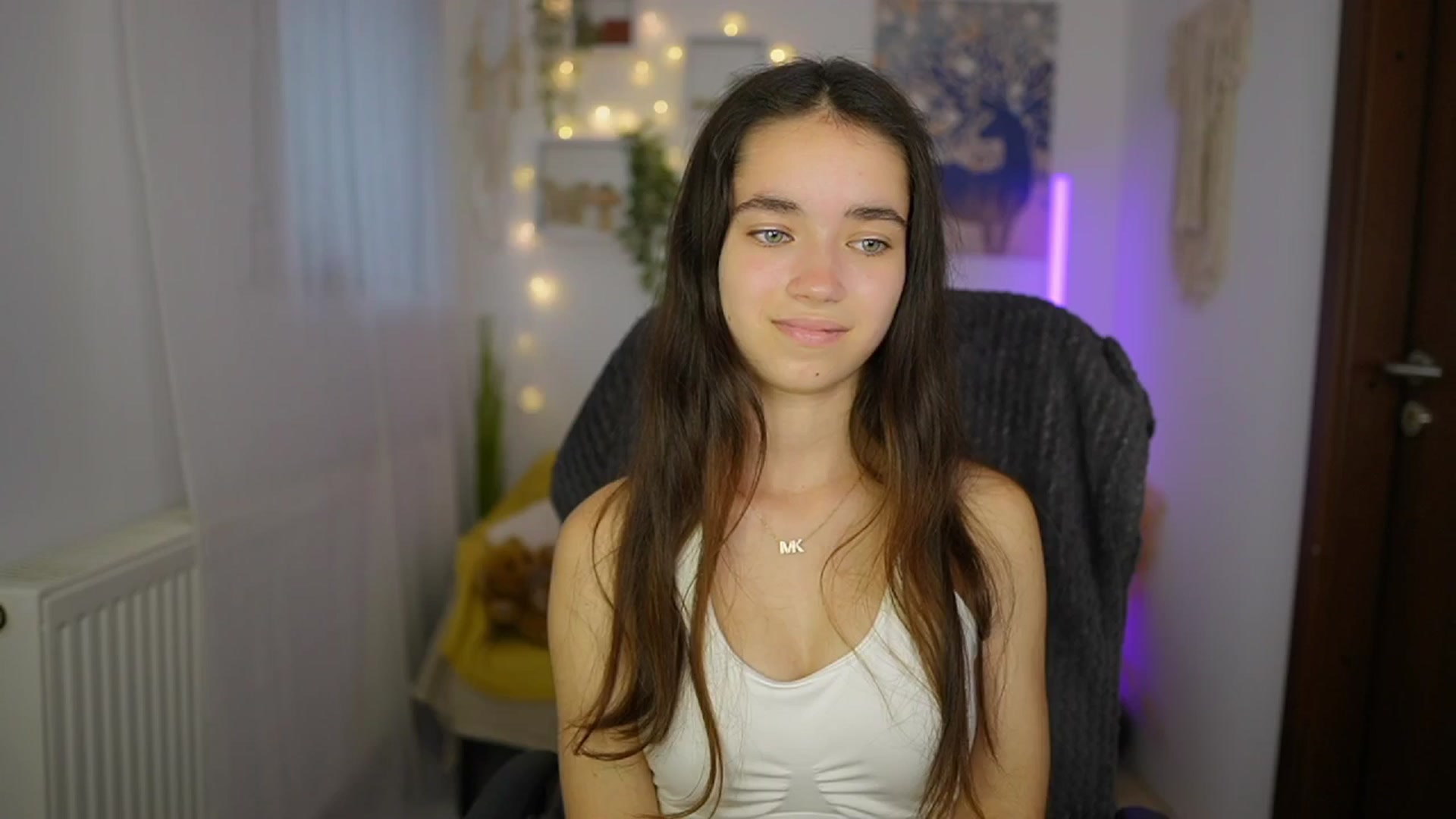 Gallery image thumbnail from Gia_Paige18's myfreecams stream on, 06/20/2024, 12:32 image 4 of 20