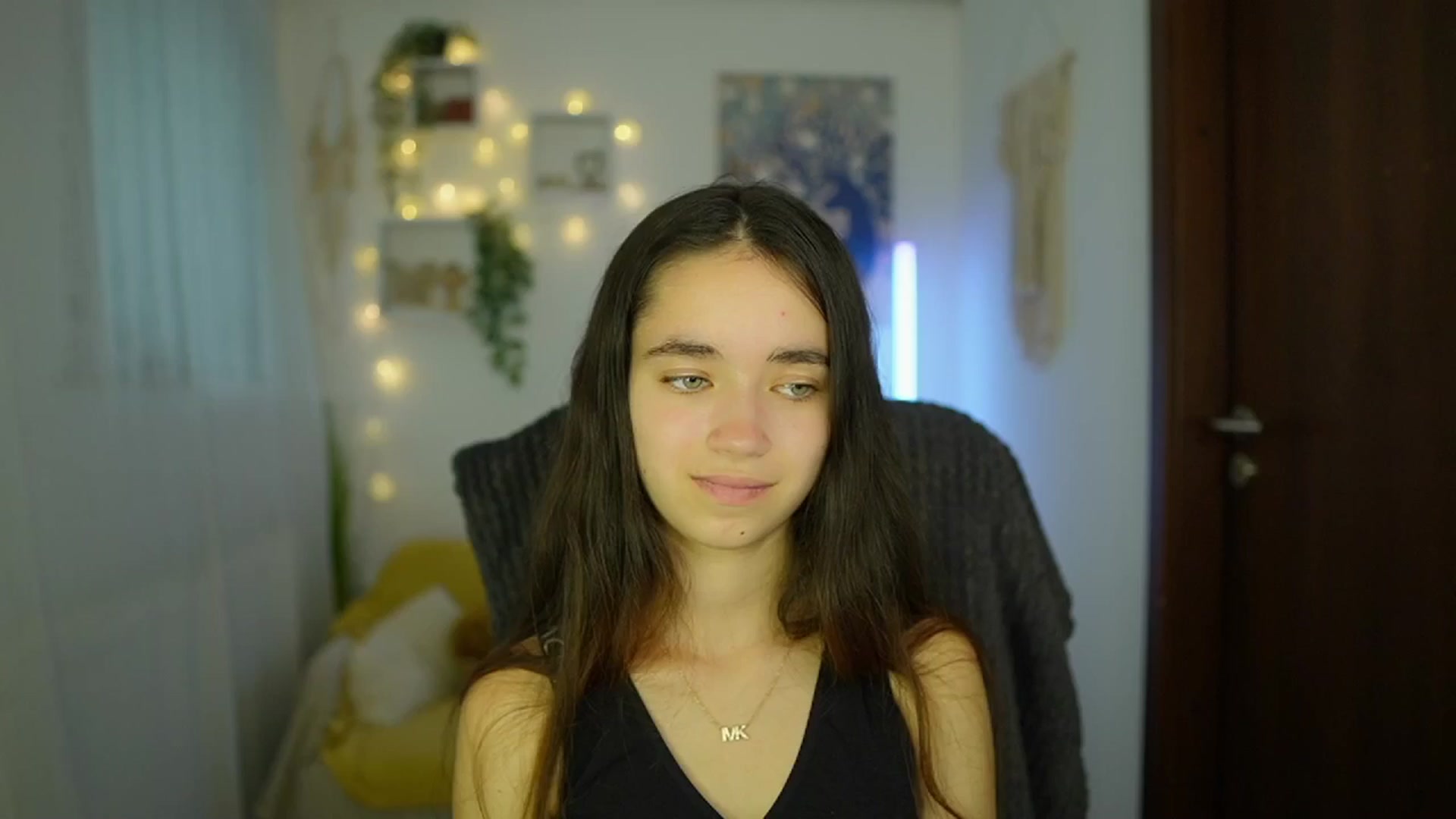 Gallery image thumbnail from Gia_Paige18's myfreecams stream on, 06/21/2024, 08:52 image 16 of 20