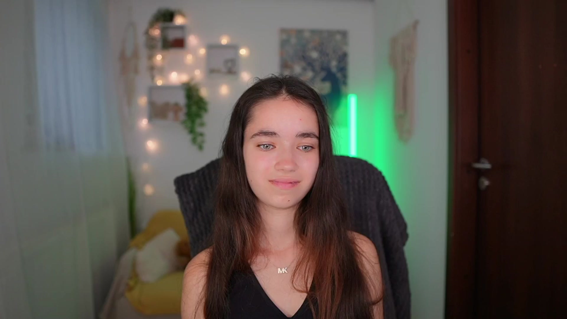 Gallery image thumbnail from Gia_Paige18's myfreecams stream on, 06/21/2024, 10:24 image 16 of 20