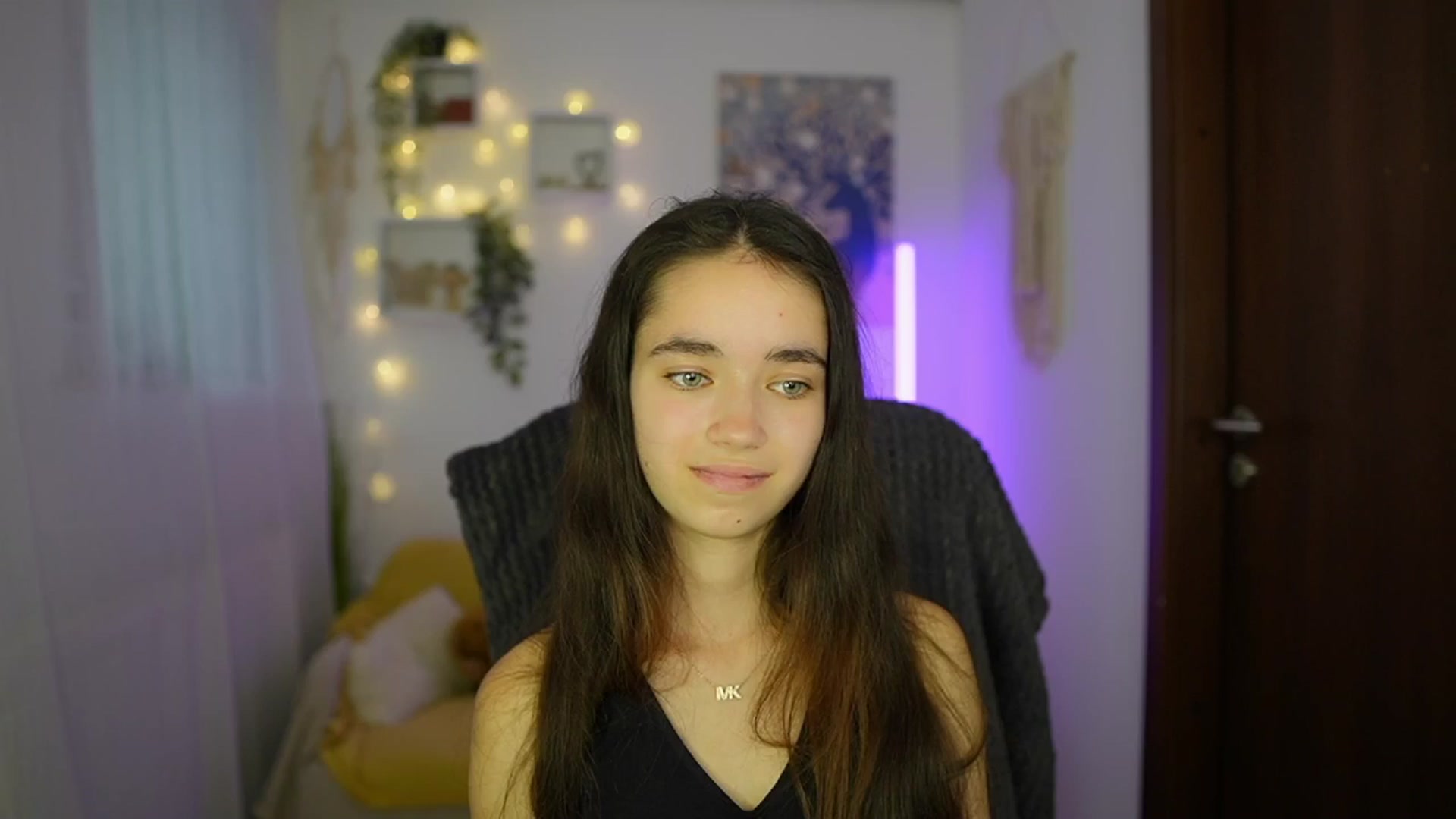 Gallery image thumbnail from Gia_Paige18's myfreecams stream on, 06/21/2024, 10:24 image 15 of 20