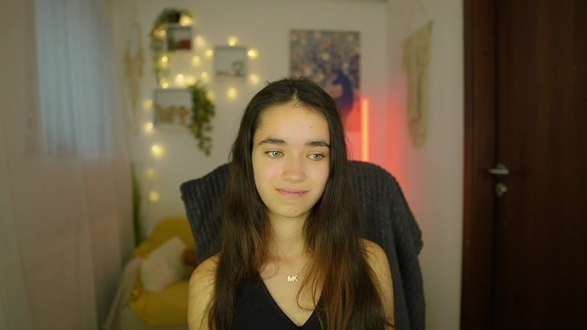Gallery image thumbnail from Gia_Paige18's myfreecams stream on, 06/21/2024, 10:24 image 20 of 20