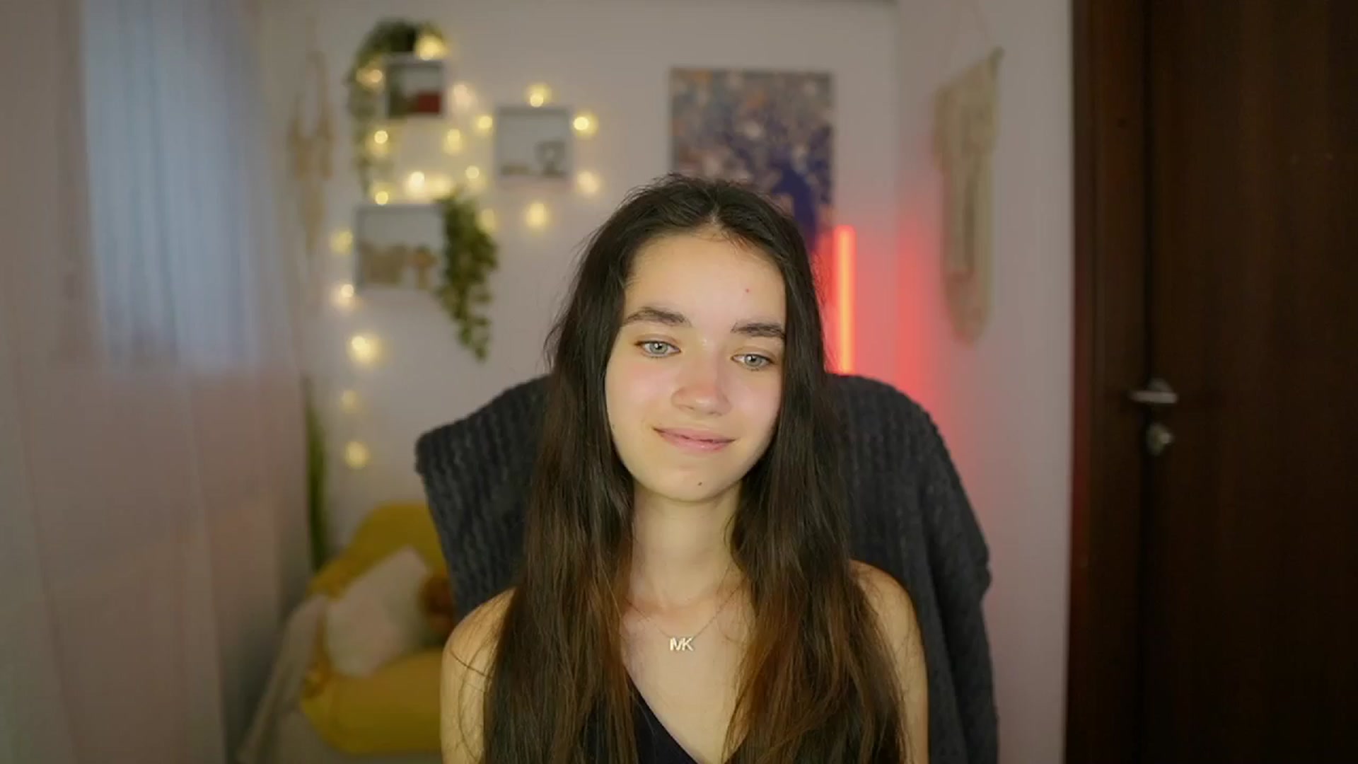 Gallery image thumbnail from Gia_Paige18's myfreecams stream on, 06/21/2024, 12:24 image 17 of 20
