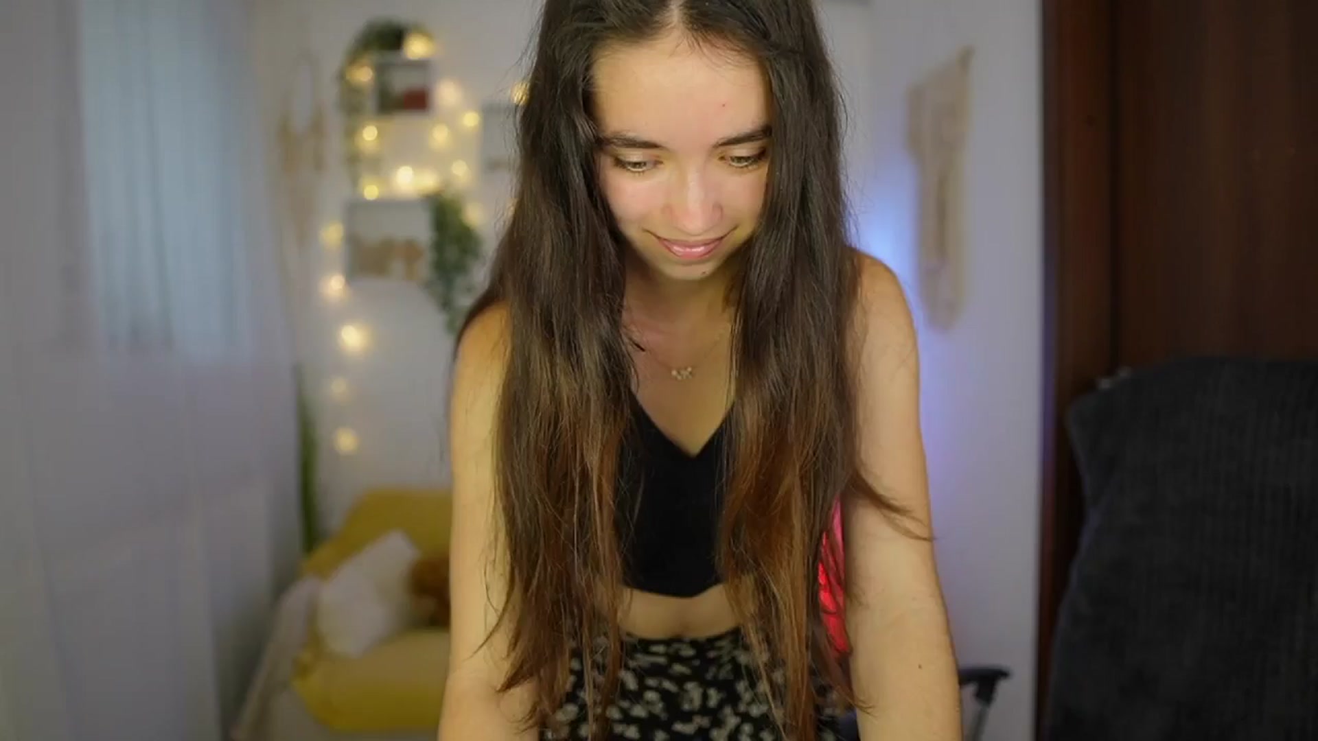 Gallery image thumbnail from Gia_Paige18's myfreecams stream on, 06/21/2024, 12:24 image 6 of 20