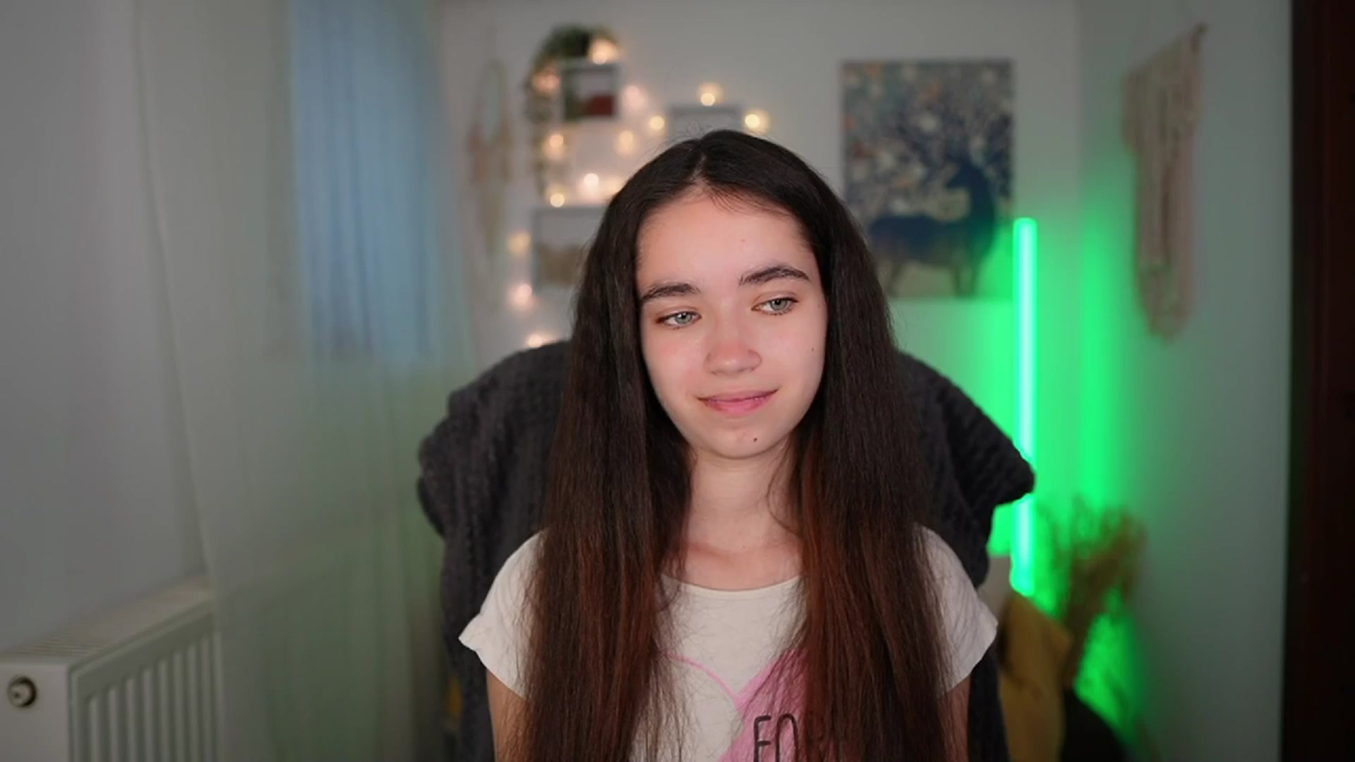Gallery image thumbnail from Gia_Paige18's myfreecams stream on, 06/24/2024, 08:25 image 6 of 20