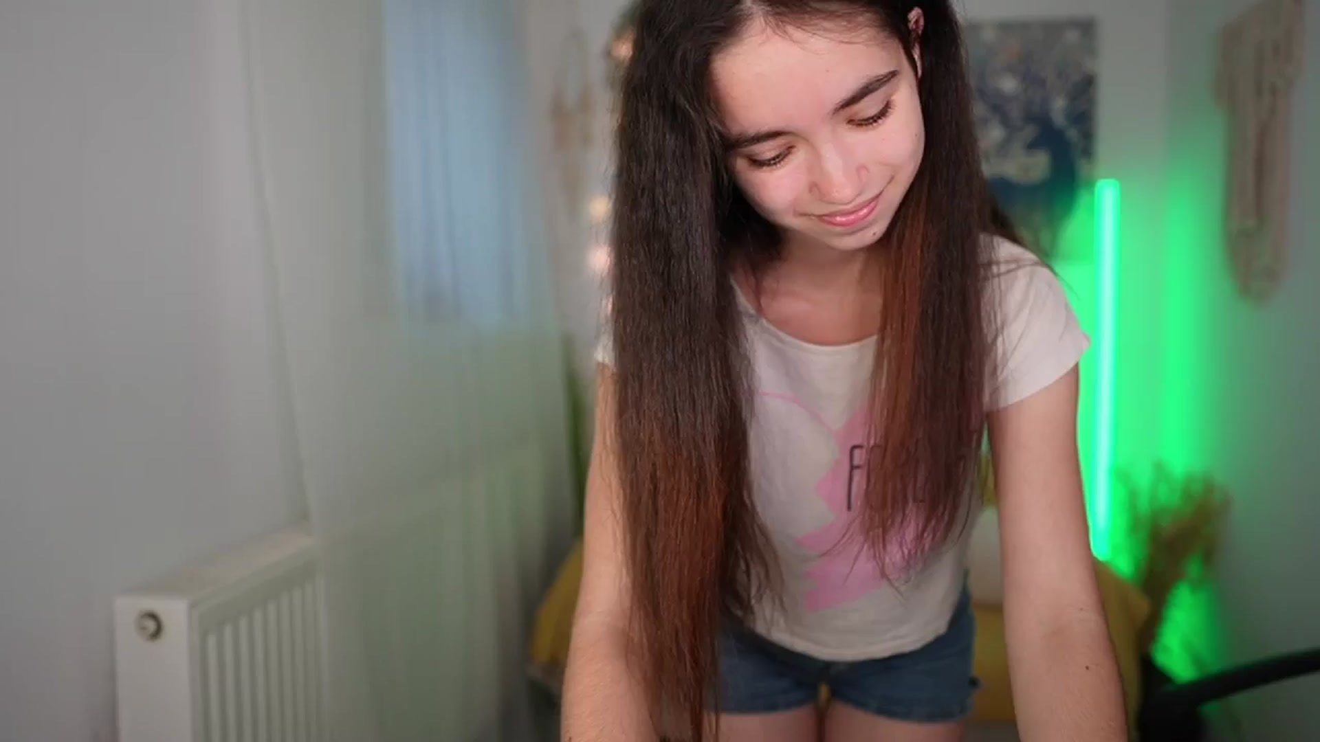 Gallery image thumbnail from Gia_Paige18's myfreecams stream on, 06/24/2024, 09:52 image 11 of 20