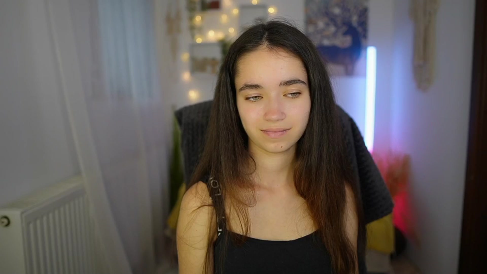 Gallery image thumbnail from Gia_Paige18's myfreecams stream on, 06/25/2024, 09:47 image 5 of 20