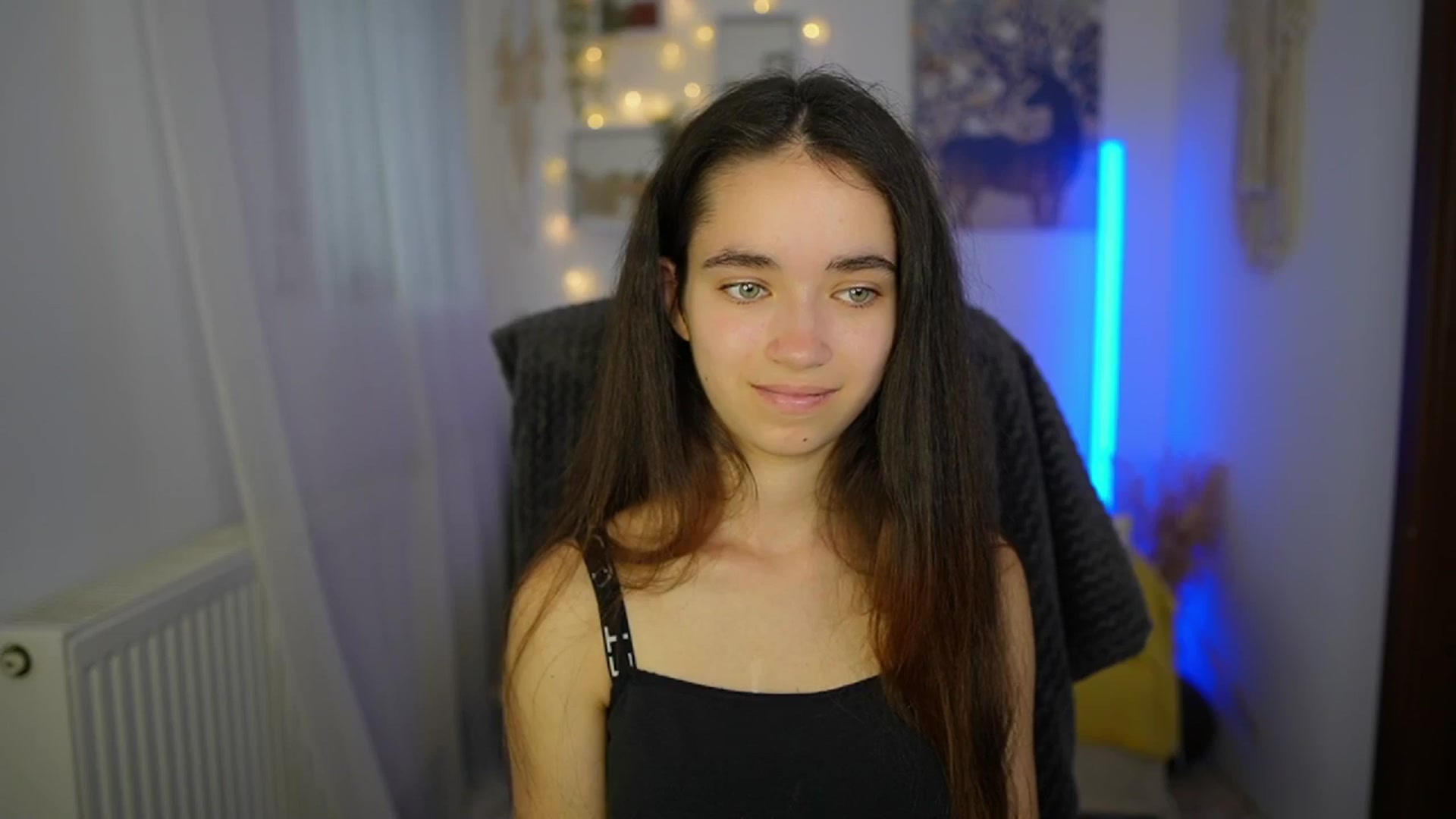 Gallery image thumbnail from Gia_Paige18's myfreecams stream on, 06/25/2024, 11:11 image 8 of 20