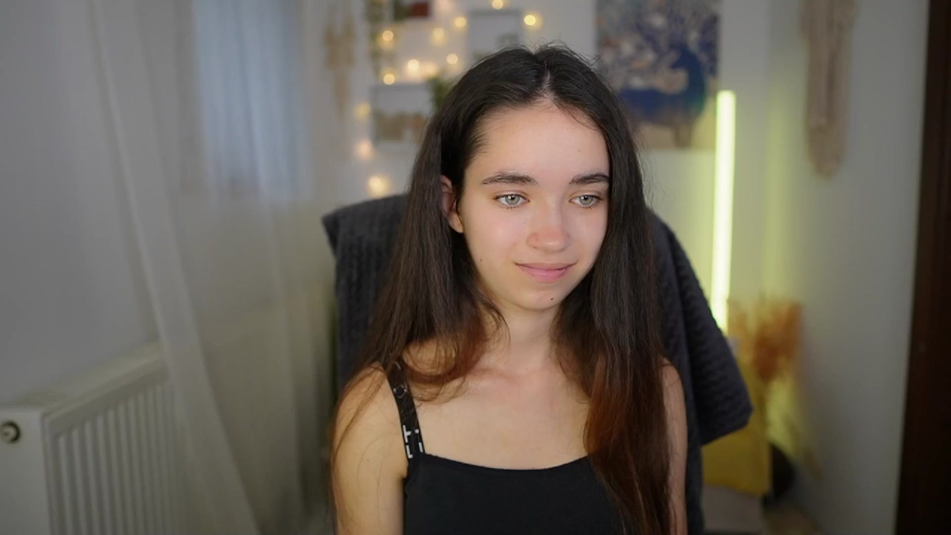 Gallery image thumbnail from Gia_Paige18's myfreecams stream on, 06/25/2024, 11:11 image 7 of 20