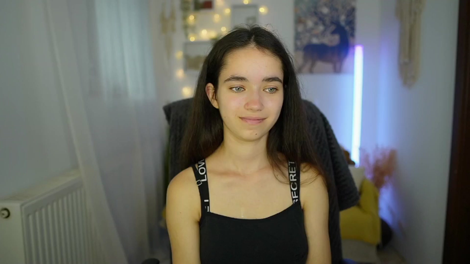 Gallery image thumbnail from Gia_Paige18's myfreecams stream on, 06/25/2024, 11:48 image 8 of 20
