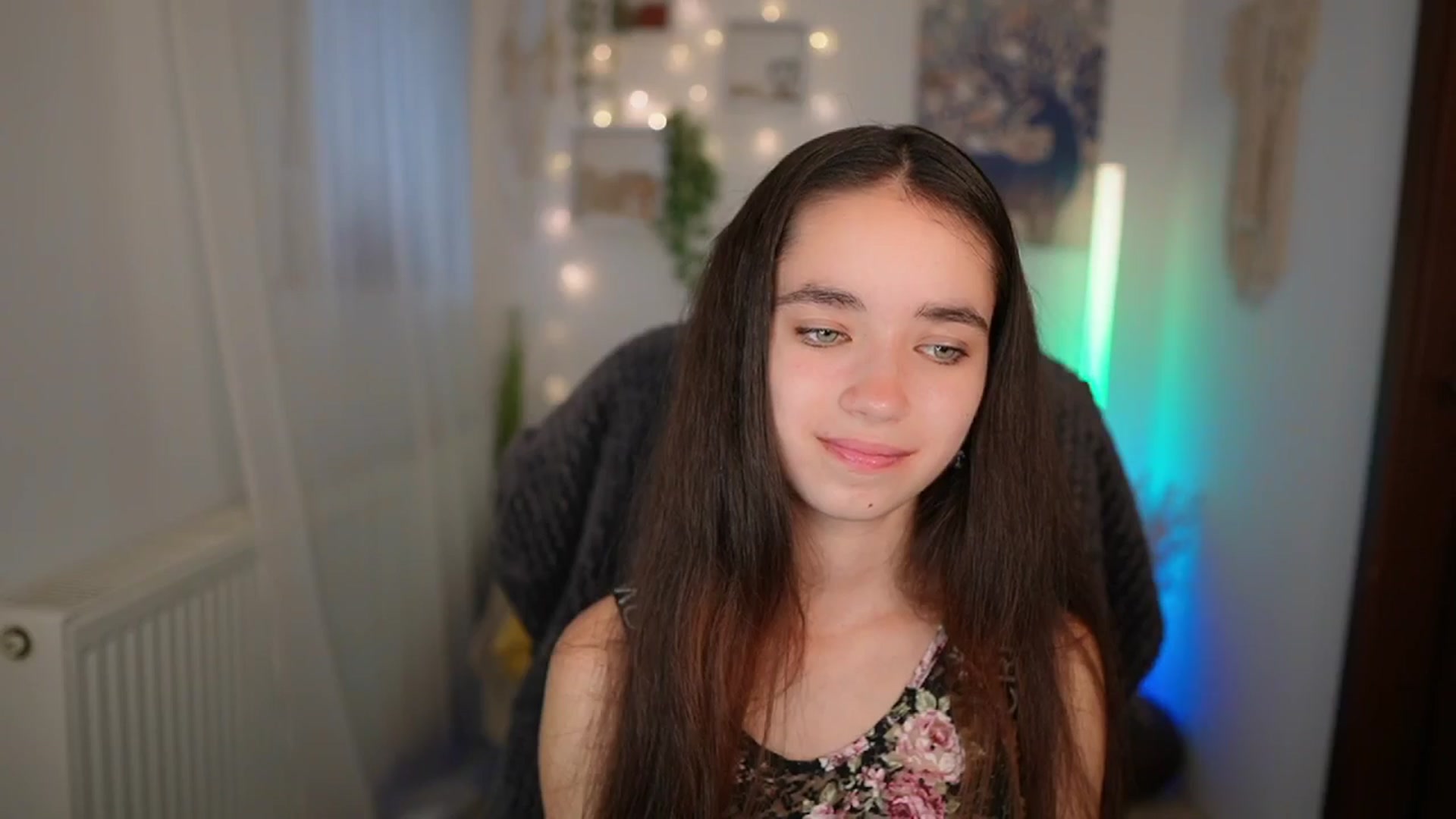 Gallery image thumbnail from Gia_Paige18's myfreecams stream on, 06/27/2024, 08:41 image 13 of 20