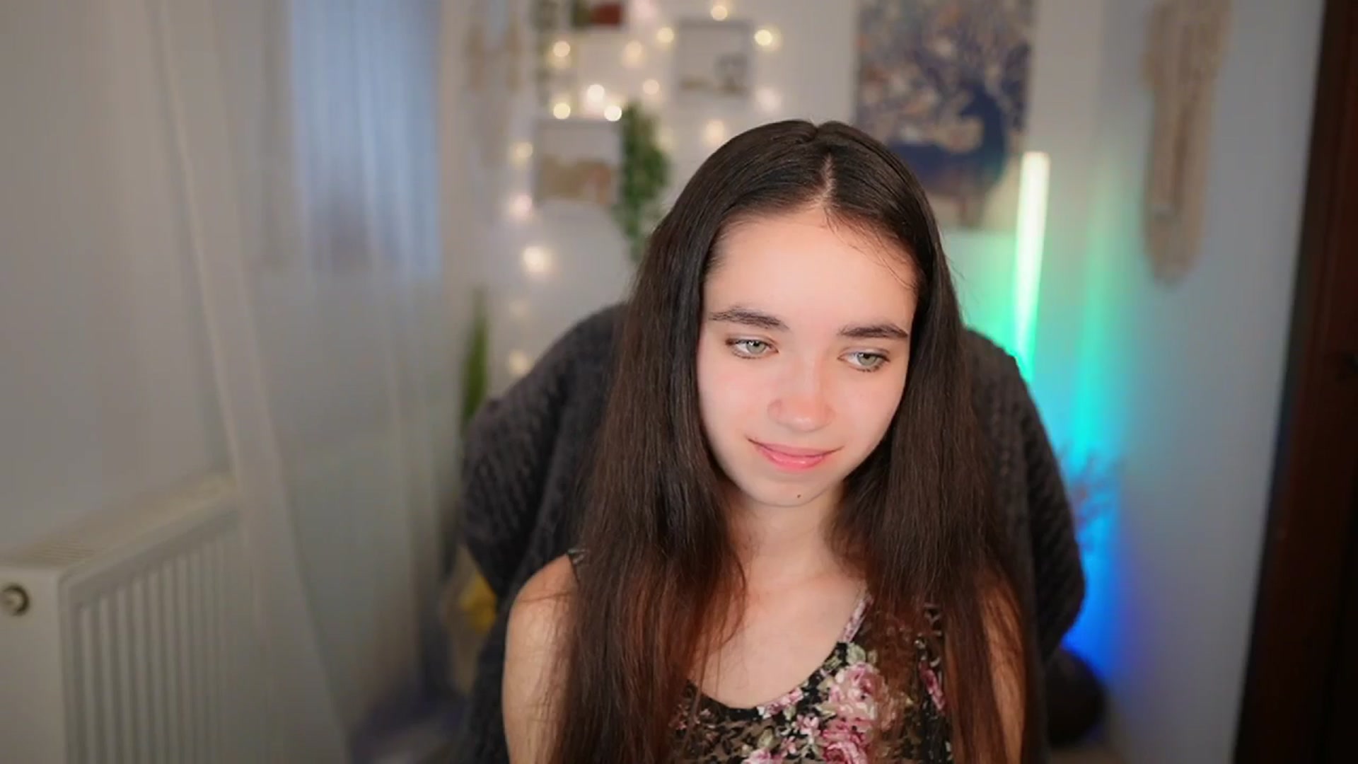 Gallery image thumbnail from Gia_Paige18's myfreecams stream on, 06/27/2024, 08:41 image 9 of 20