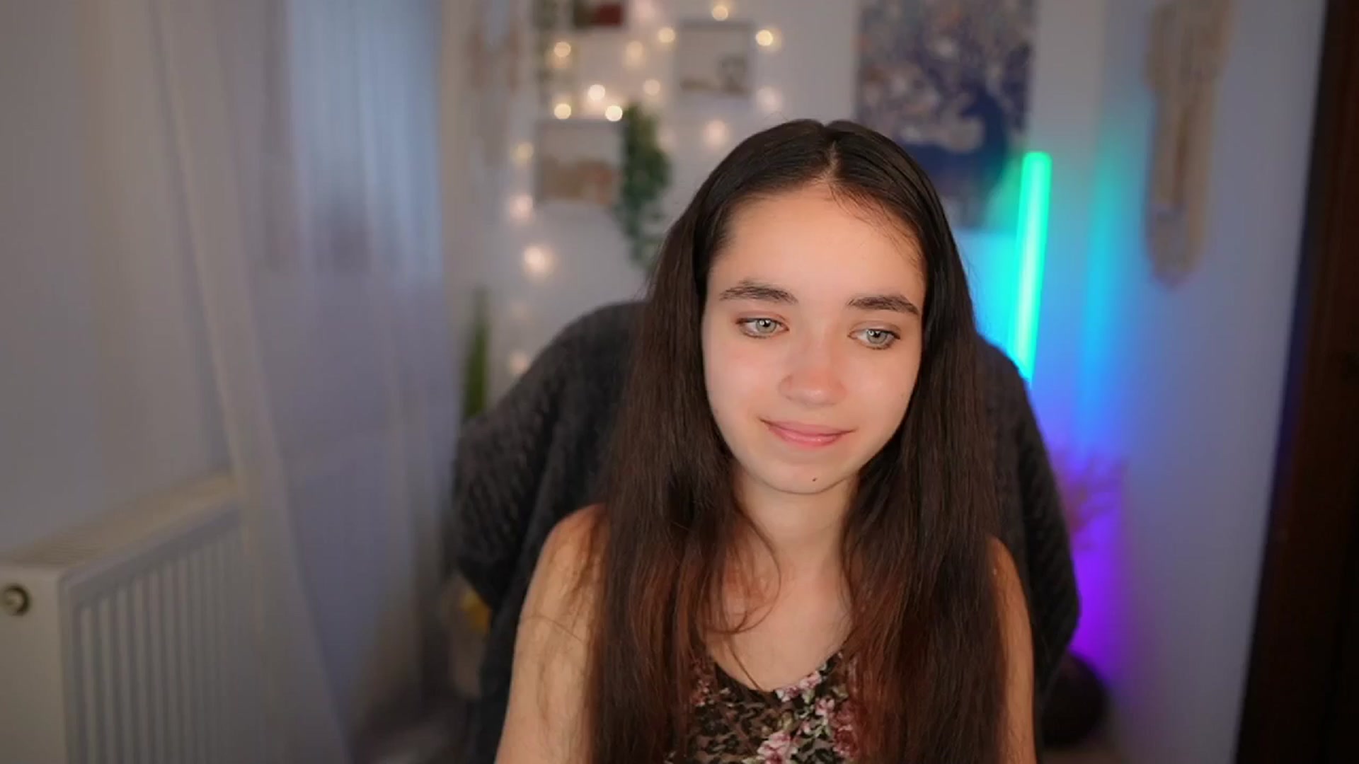 Gallery image thumbnail from Gia_Paige18's myfreecams stream on, 06/27/2024, 09:51 image 15 of 20