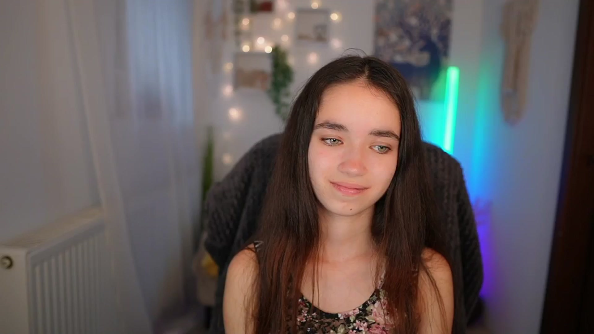 Gallery image thumbnail from Gia_Paige18's myfreecams stream on, 06/27/2024, 10:36 image 5 of 20