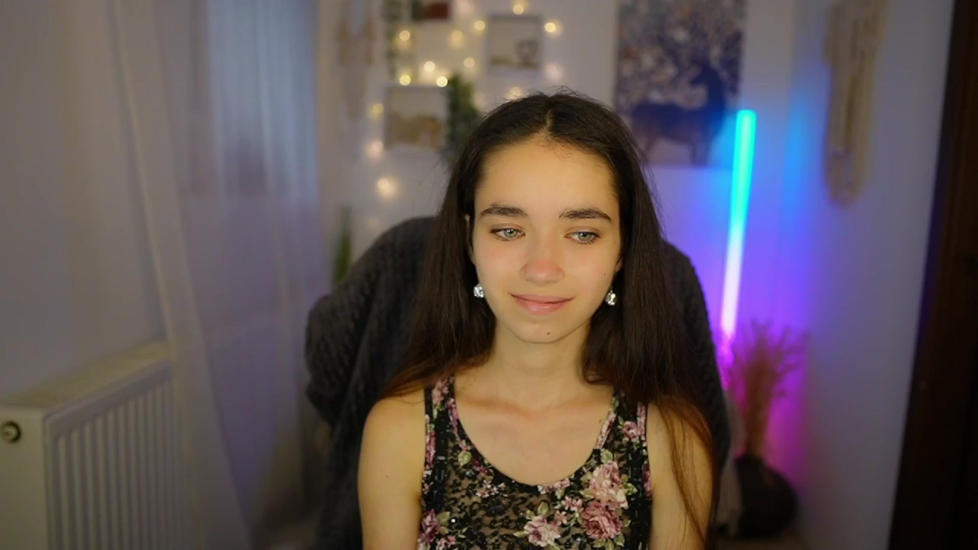 Gallery image thumbnail from Gia_Paige18's myfreecams stream on, 06/27/2024, 11:17 image 11 of 20