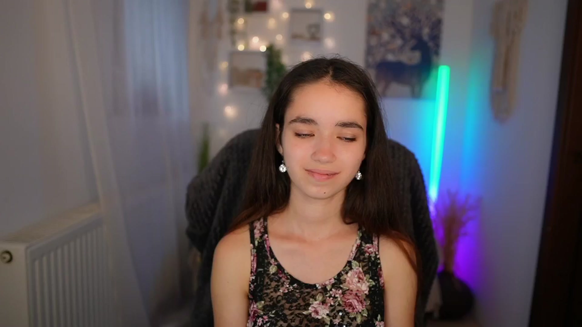 Gallery image thumbnail from Gia_Paige18's myfreecams stream on, 06/27/2024, 11:17 image 6 of 20