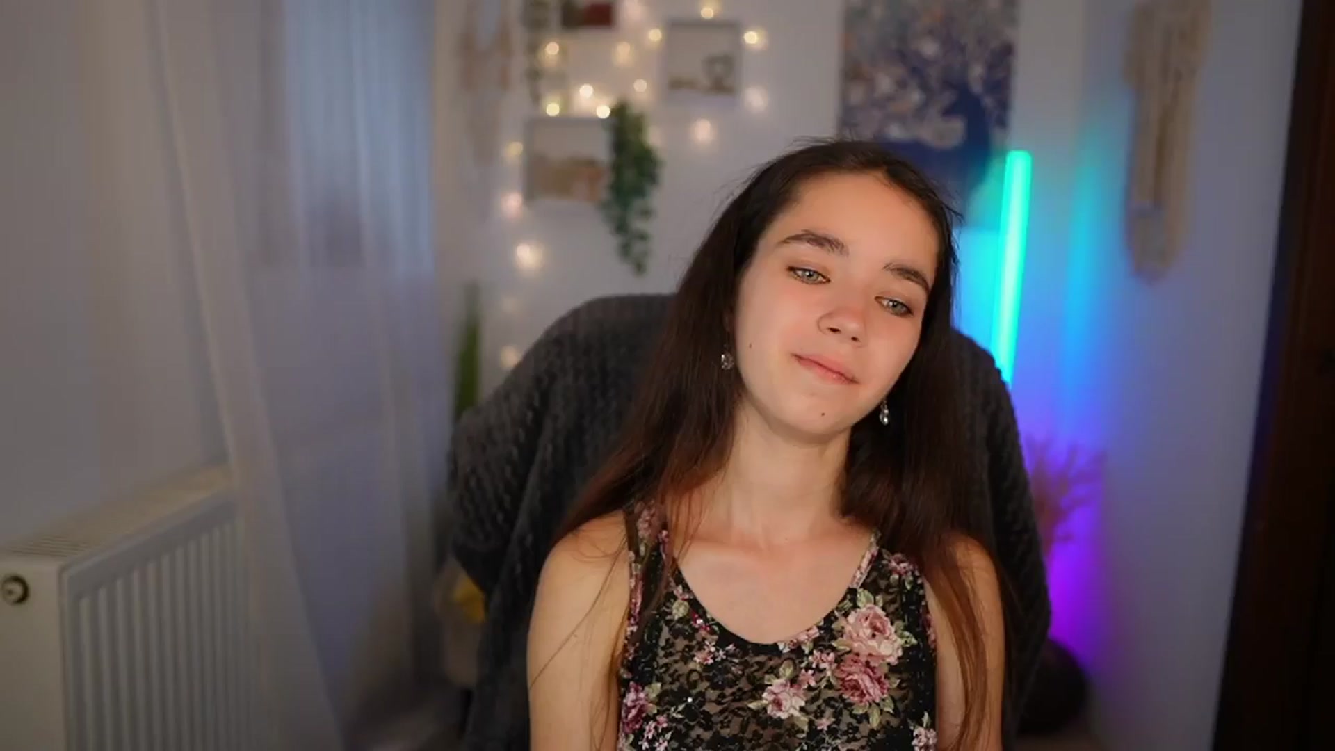 Gallery image thumbnail from Gia_Paige18's myfreecams stream on, 06/27/2024, 11:17 image 19 of 20