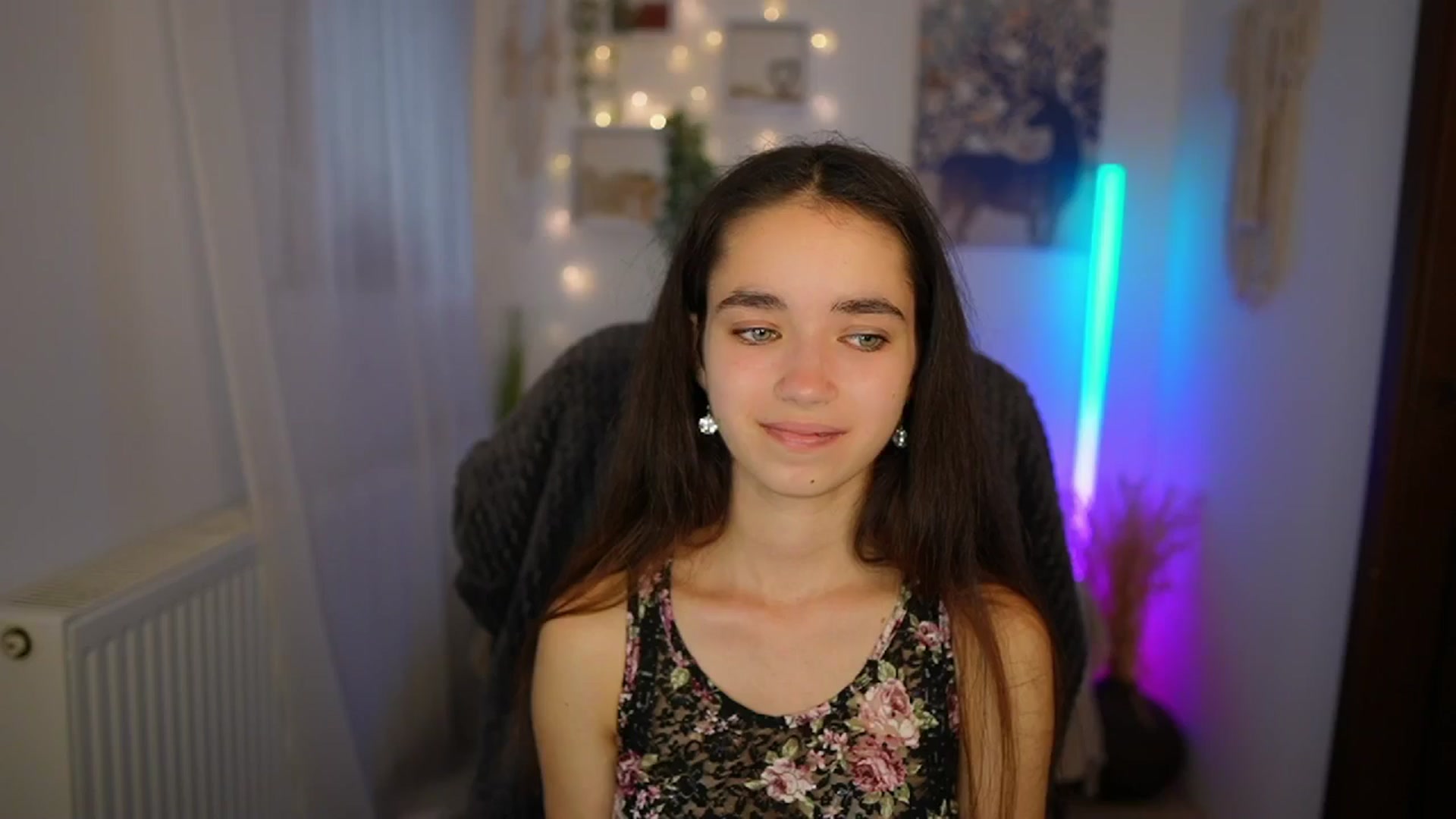 Gallery image thumbnail from Gia_Paige18's myfreecams stream on, 06/27/2024, 11:17 image 15 of 20