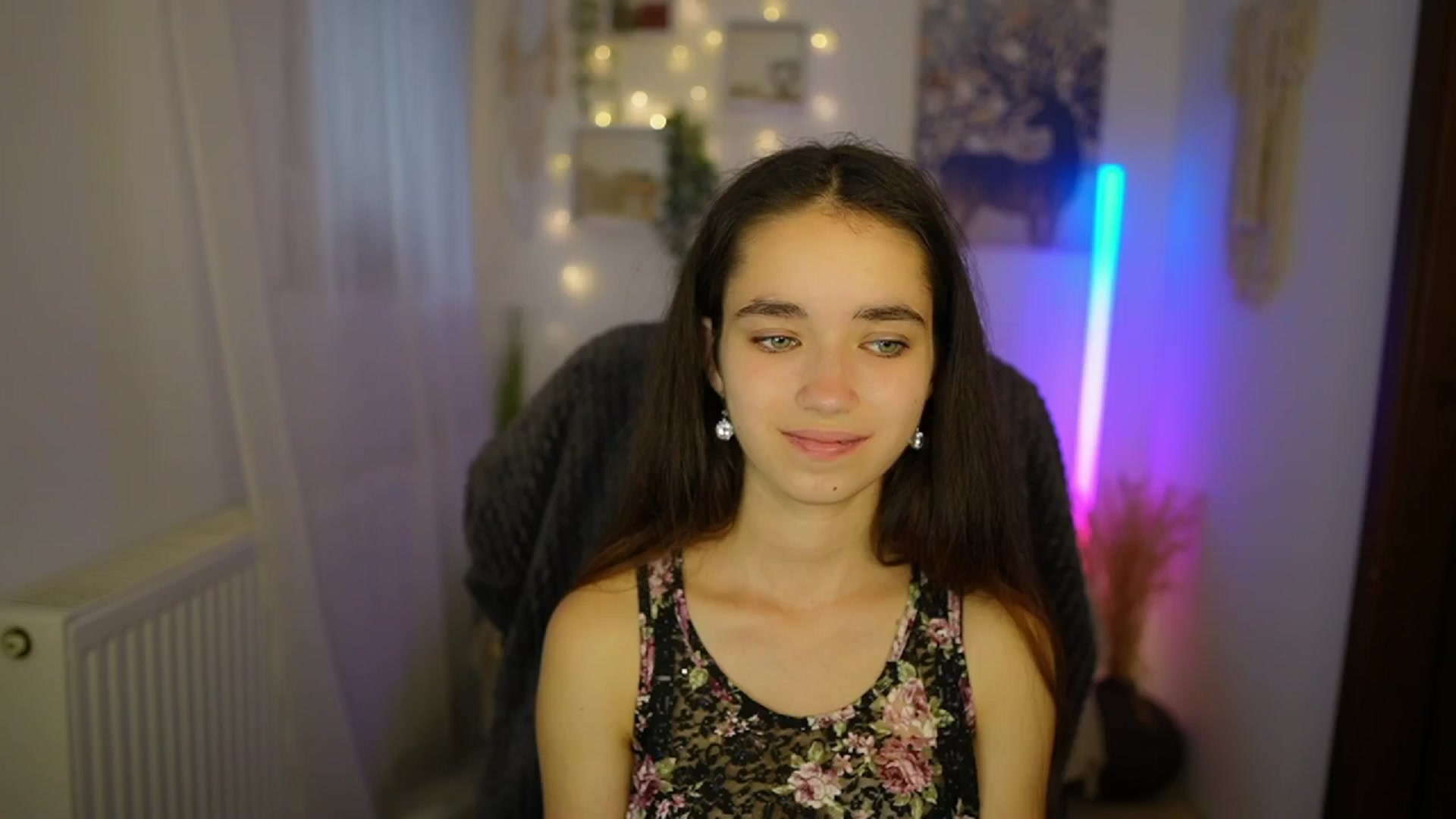 Gallery image thumbnail from Gia_Paige18's myfreecams stream on, 06/27/2024, 11:17 image 7 of 20