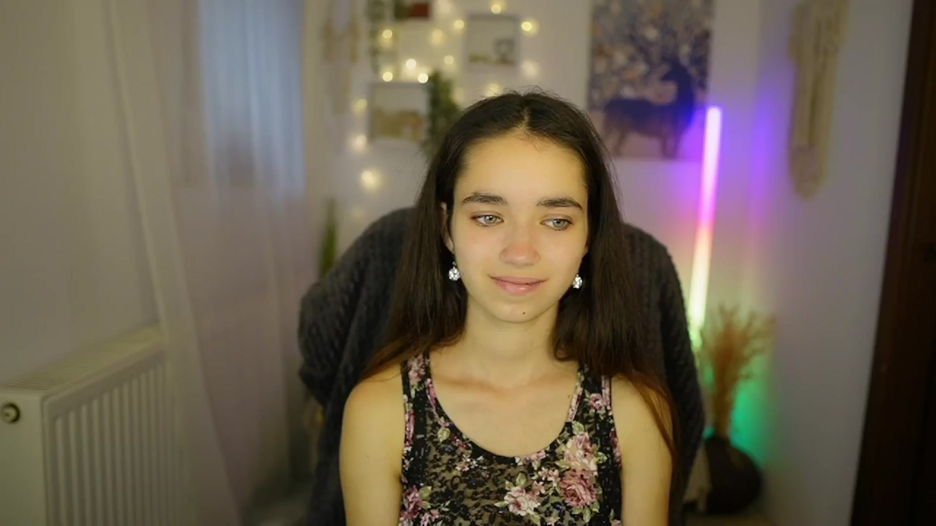 Gallery image thumbnail from Gia_Paige18's myfreecams stream on, 06/27/2024, 11:17 image 8 of 20