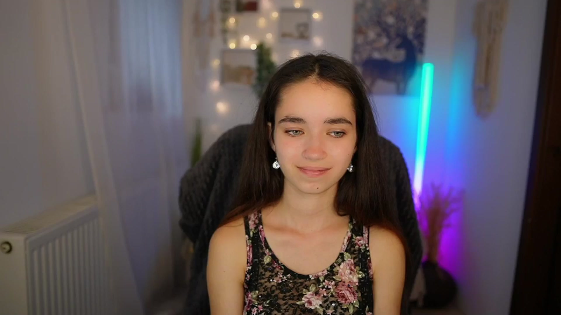 Gallery image thumbnail from Gia_Paige18's myfreecams stream on, 06/27/2024, 11:17 image 2 of 20