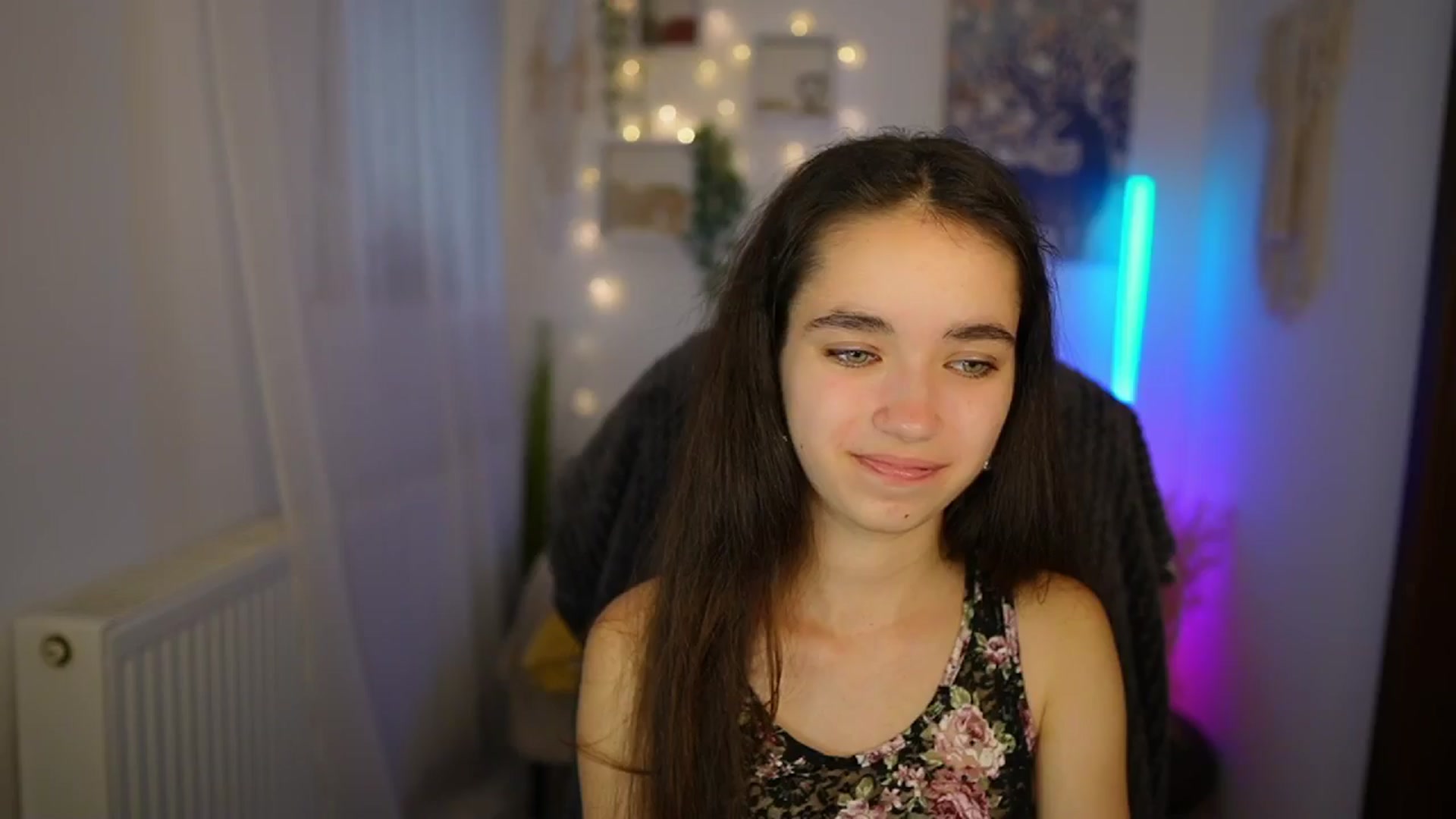 Gallery image thumbnail from Gia_Paige18's myfreecams stream on, 06/27/2024, 12:32 image 2 of 20