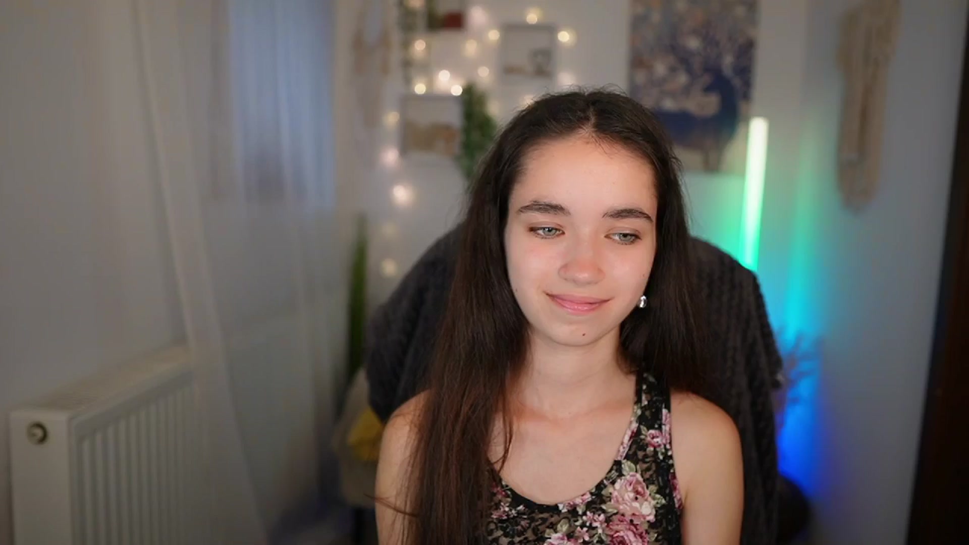 Gallery image thumbnail from Gia_Paige18's myfreecams stream on, 06/27/2024, 12:32 image 1 of 20