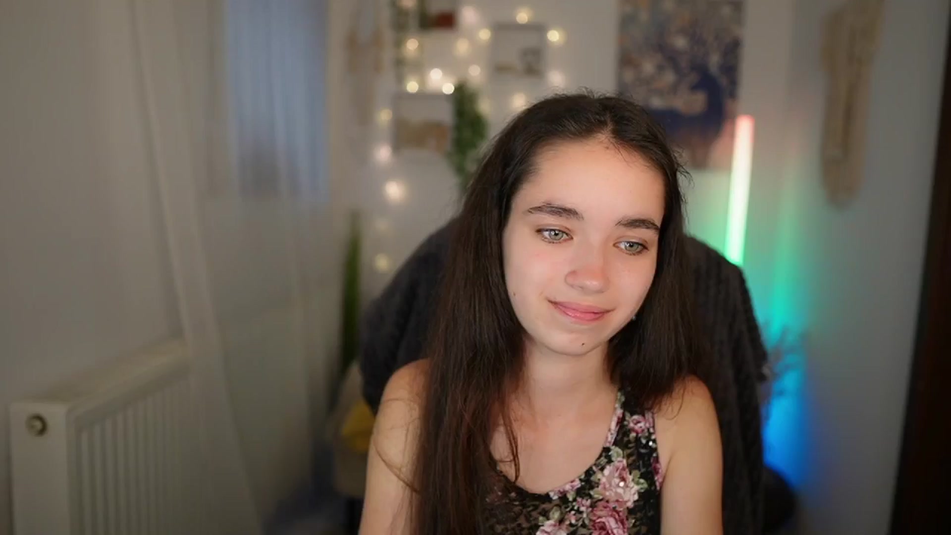 Gallery image thumbnail from Gia_Paige18's myfreecams stream on, 06/27/2024, 12:32 image 16 of 20