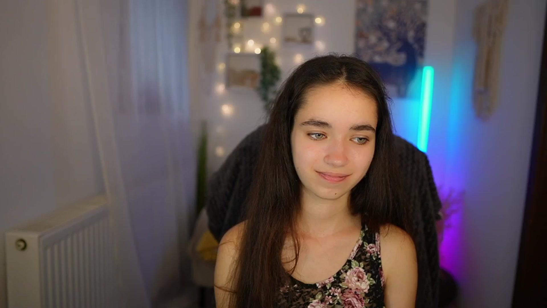 Gallery image thumbnail from Gia_Paige18's myfreecams stream on, 06/27/2024, 12:32 image 8 of 20