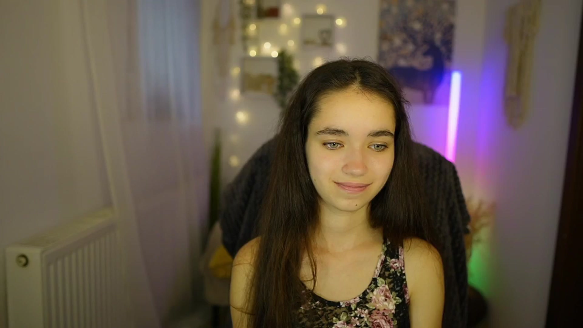 Gallery image thumbnail from Gia_Paige18's myfreecams stream on, 06/27/2024, 12:32 image 12 of 20