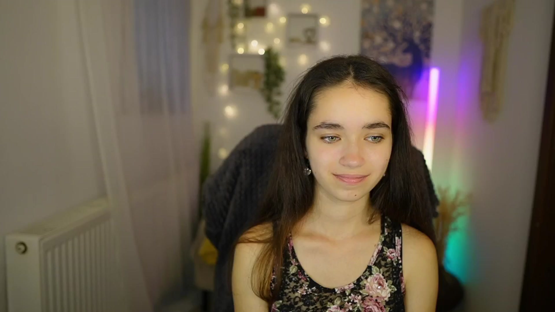 Gallery image thumbnail from Gia_Paige18's myfreecams stream on, 06/27/2024, 13:01 image 8 of 20