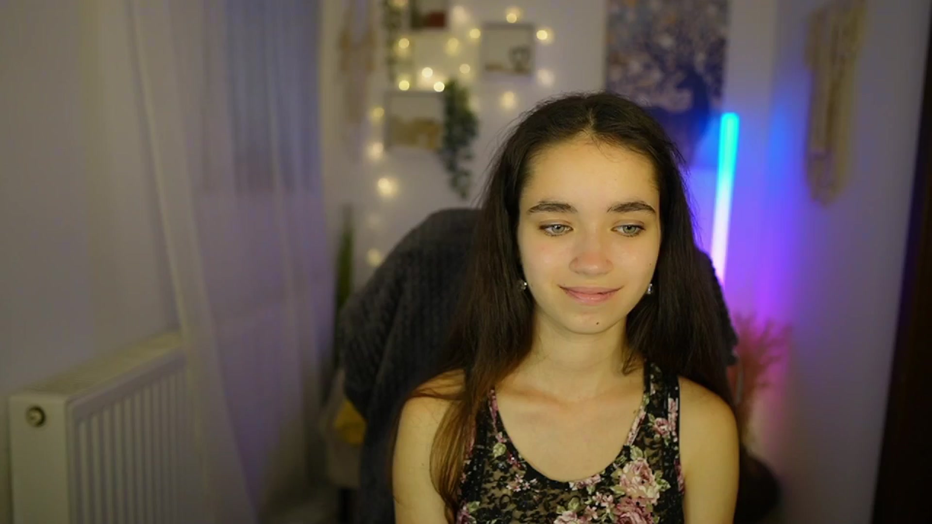 Gallery image thumbnail from Gia_Paige18's myfreecams stream on, 06/27/2024, 13:01 image 5 of 20