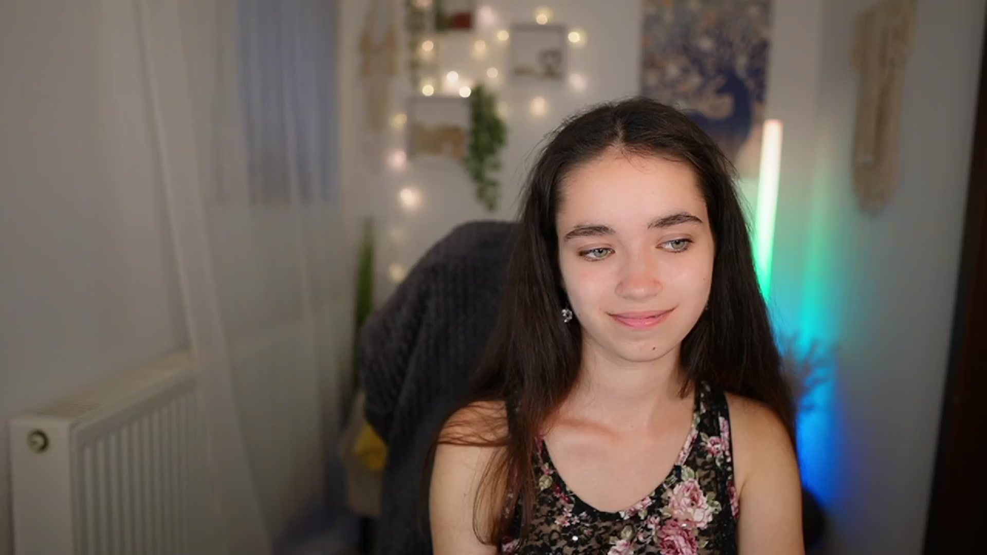 Gallery image thumbnail from Gia_Paige18's myfreecams stream on, 06/27/2024, 13:01 image 18 of 20