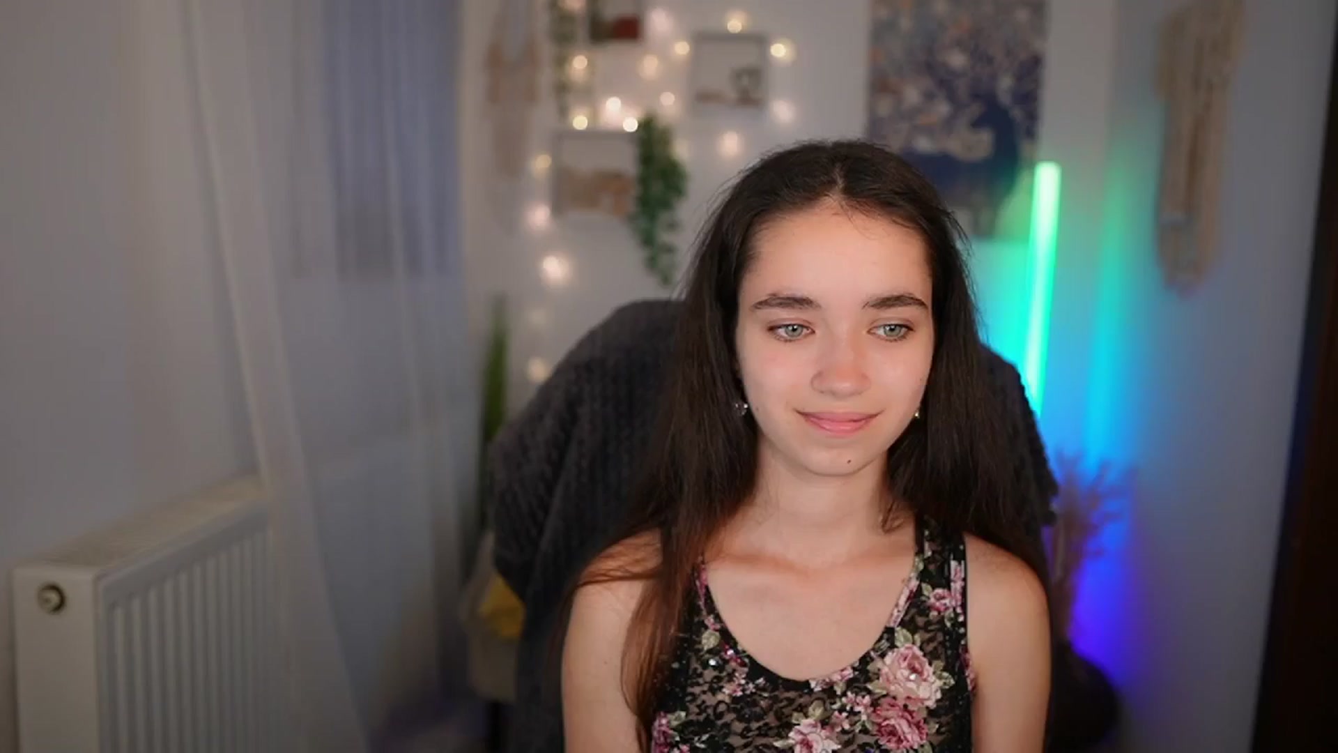Gallery image thumbnail from Gia_Paige18's myfreecams stream on, 06/27/2024, 13:01 image 16 of 20