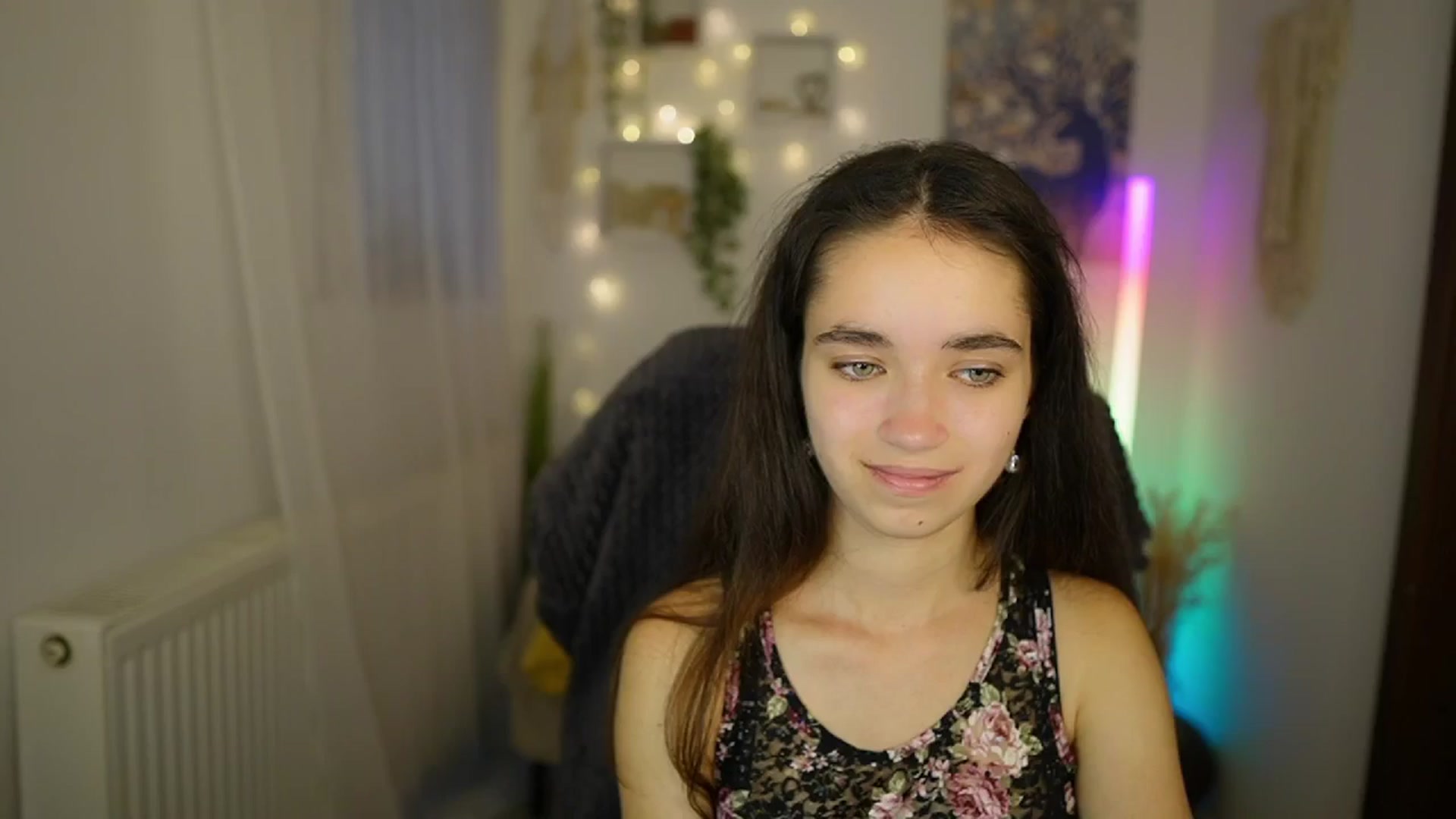 Gallery image thumbnail from Gia_Paige18's myfreecams stream on, 06/27/2024, 13:01 image 1 of 20