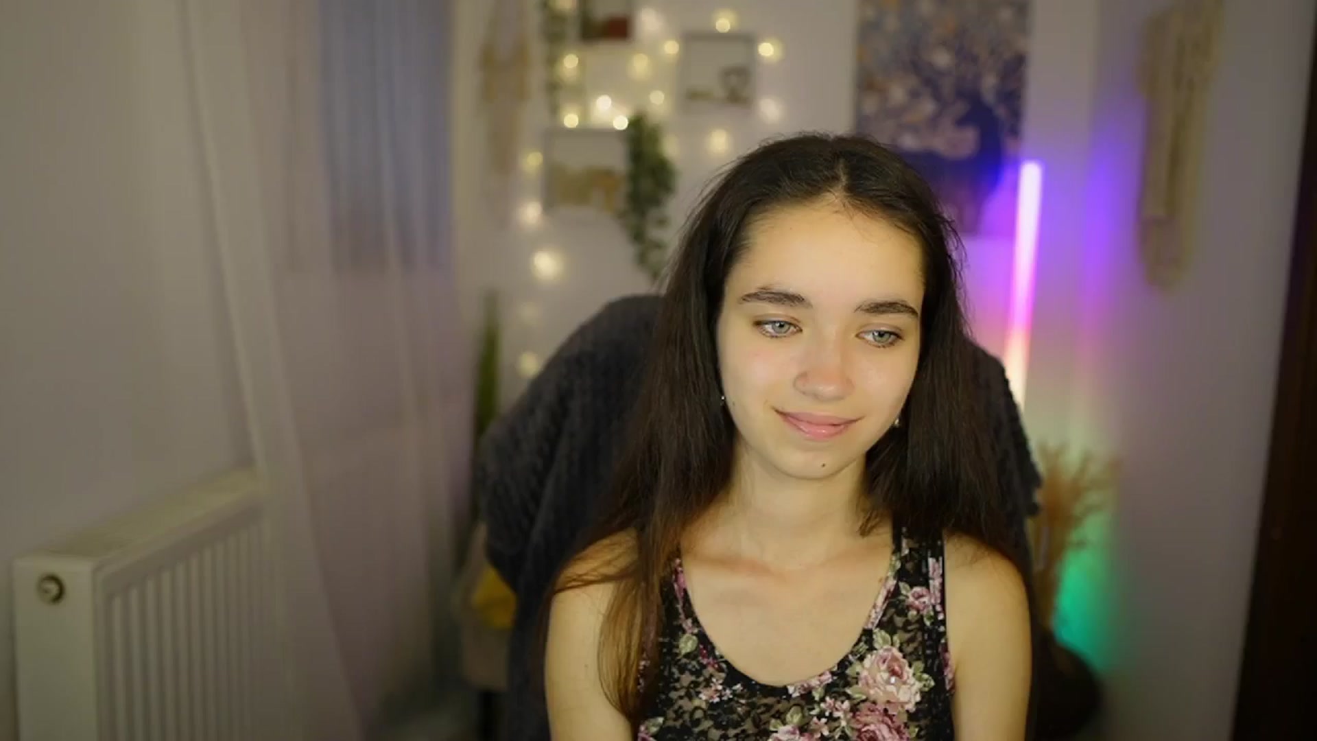 Gallery image thumbnail from Gia_Paige18's myfreecams stream on, 06/27/2024, 13:01 image 15 of 20