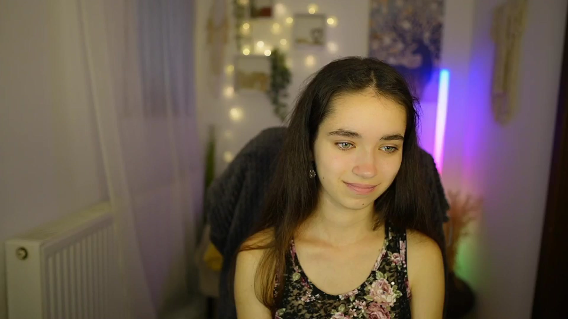 Gallery image thumbnail from Gia_Paige18's myfreecams stream on, 06/27/2024, 13:01 image 10 of 20