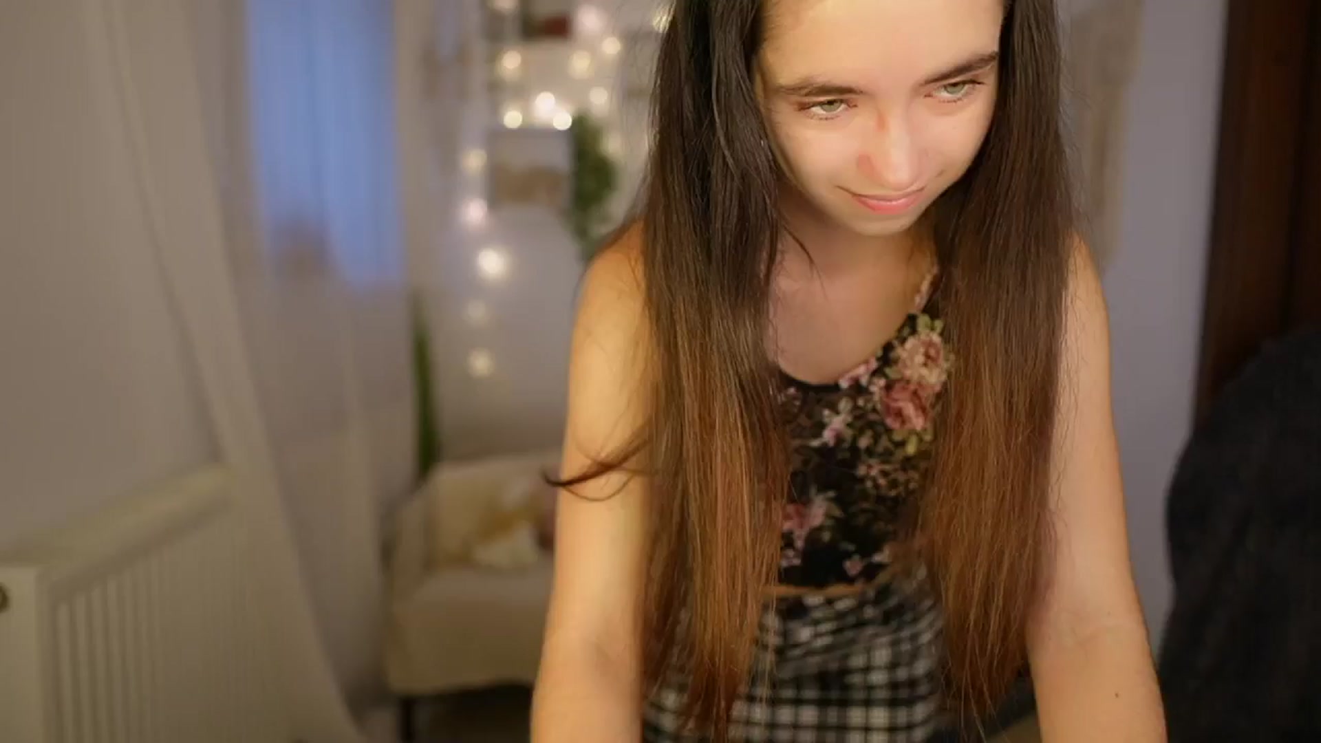 Gallery image thumbnail from Gia_Paige18's myfreecams stream on, 07/01/2024, 08:38 image 6 of 20
