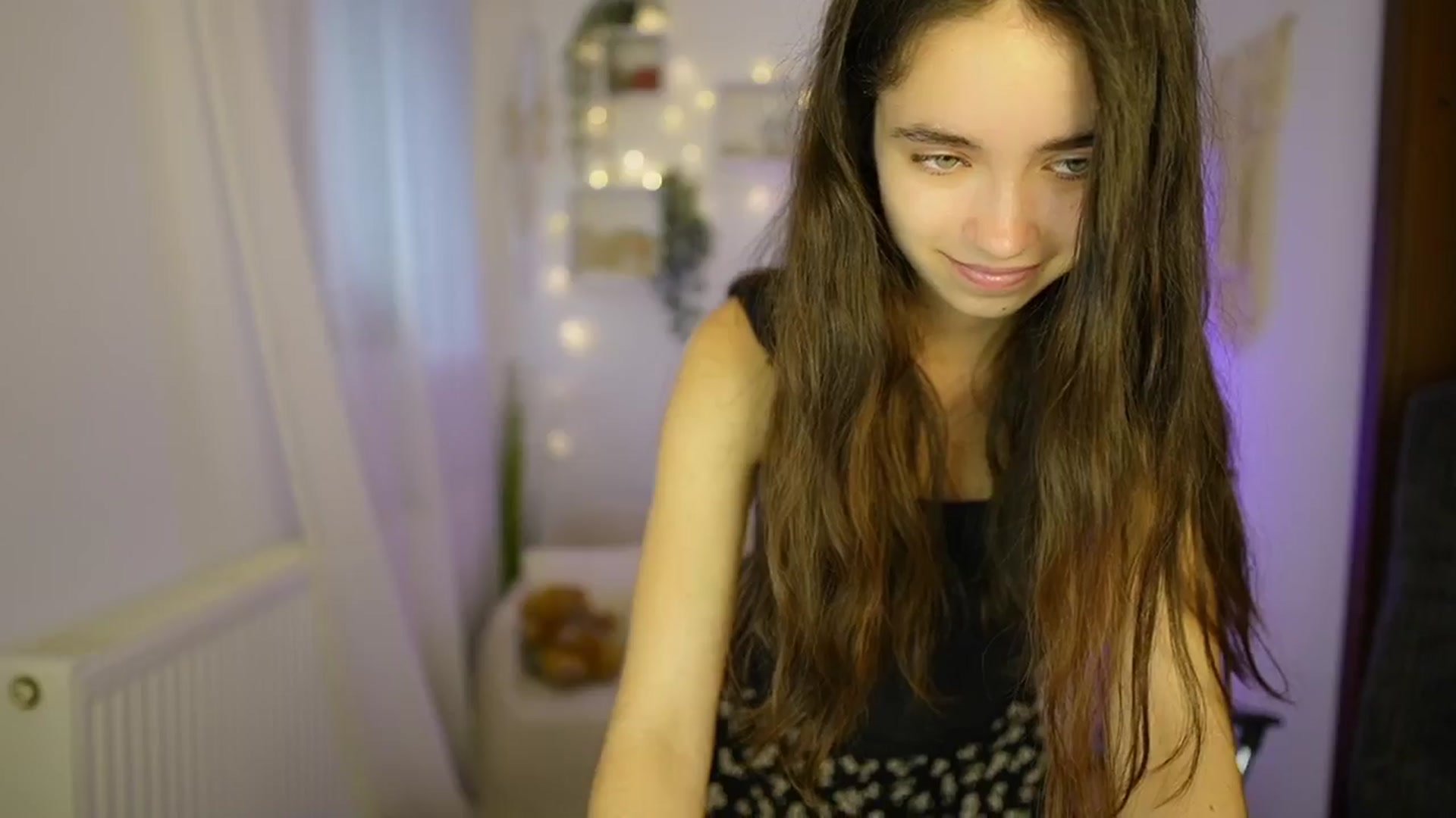 Gallery image thumbnail from Gia_Paige18's myfreecams stream on, 07/02/2024, 10:02 image 16 of 20